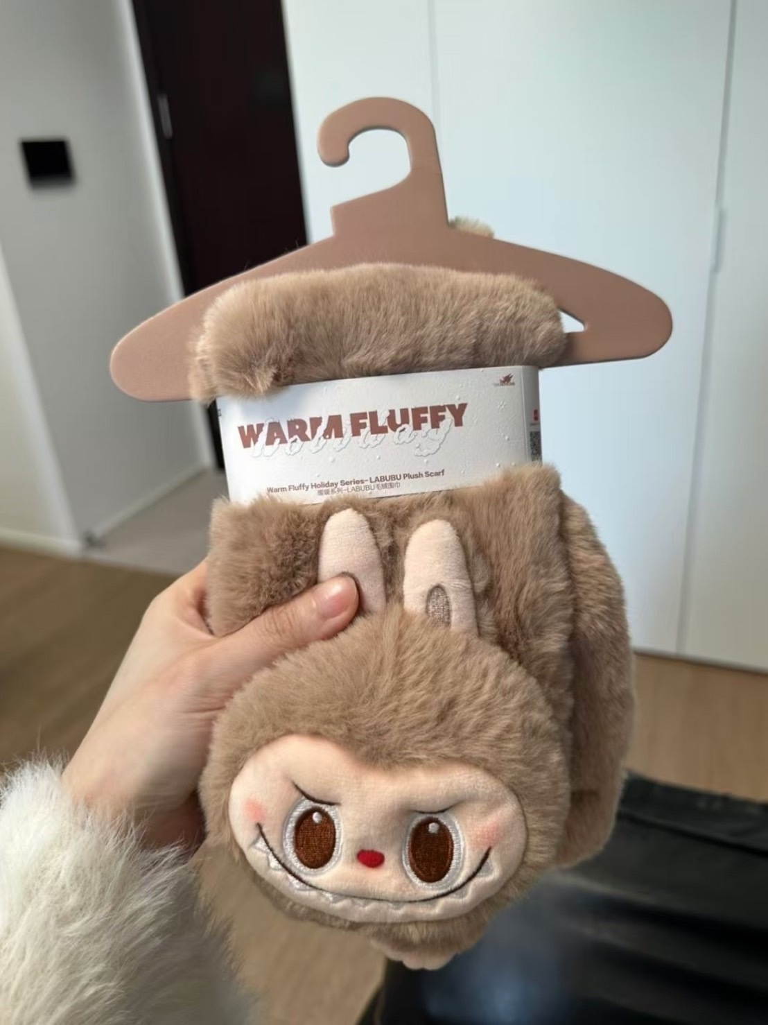 LABUBU 毛絨絨圍巾