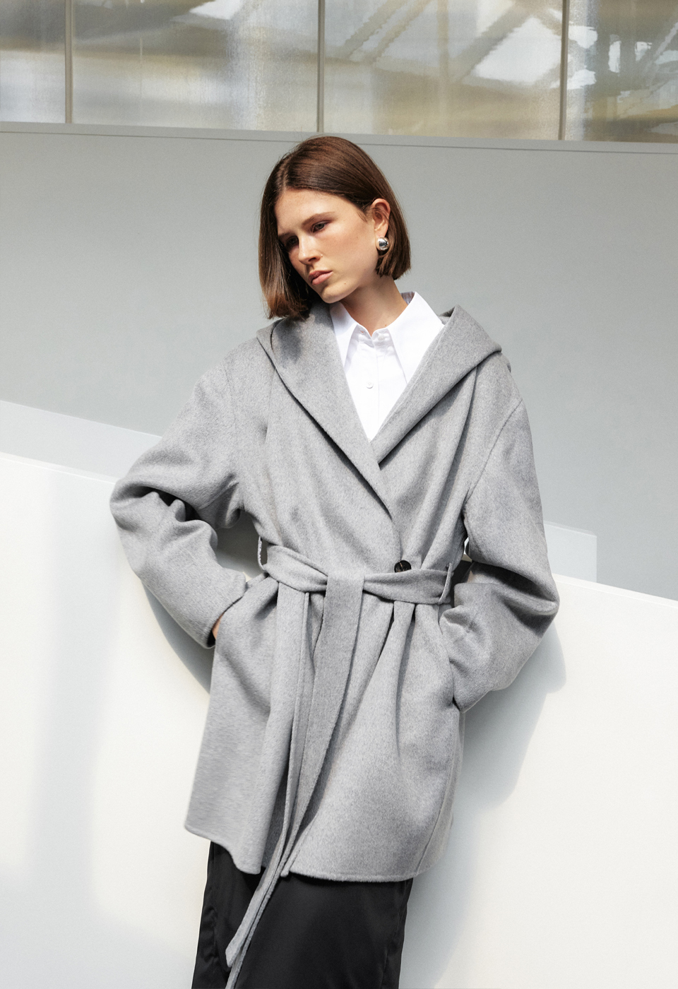 手工羊絨連帽大衣