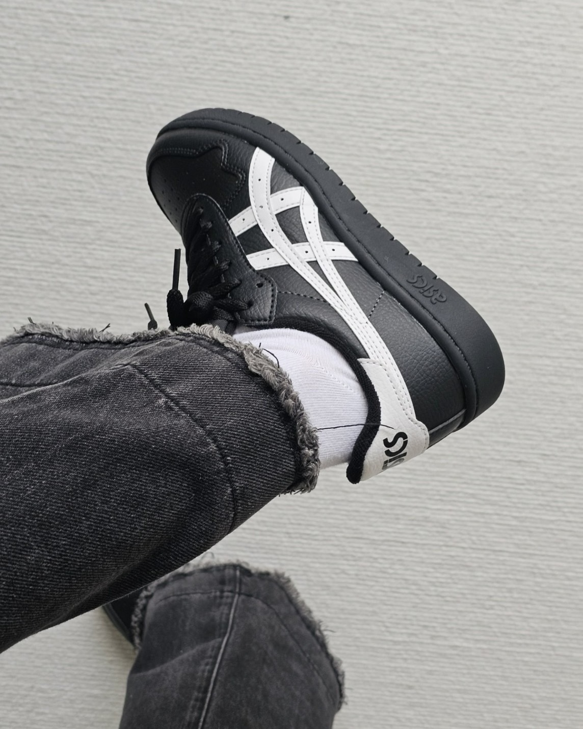 Asics Japan S “Black/White“ 復古黑白板鞋 1203A033-001