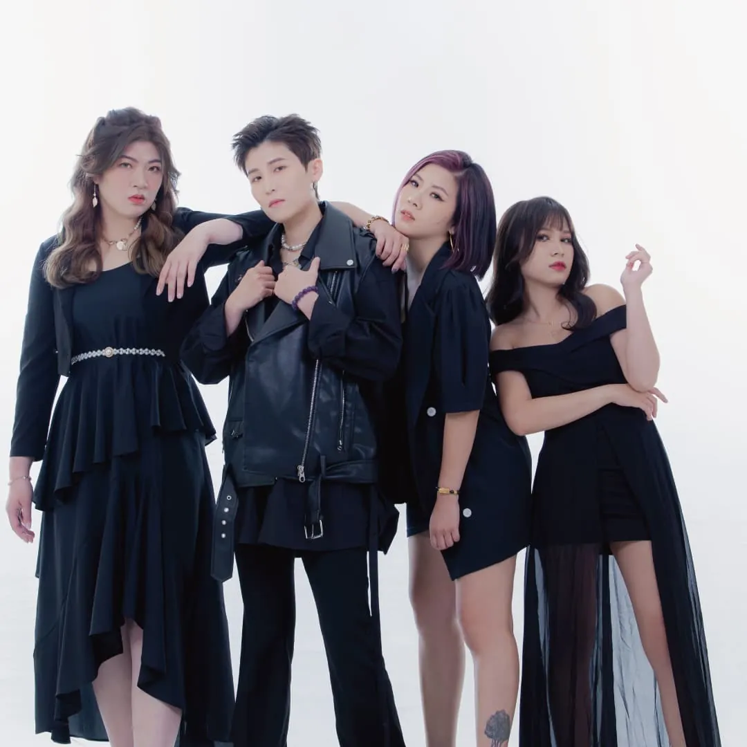 From Left: Lena, Sunny, Nico, Winnie