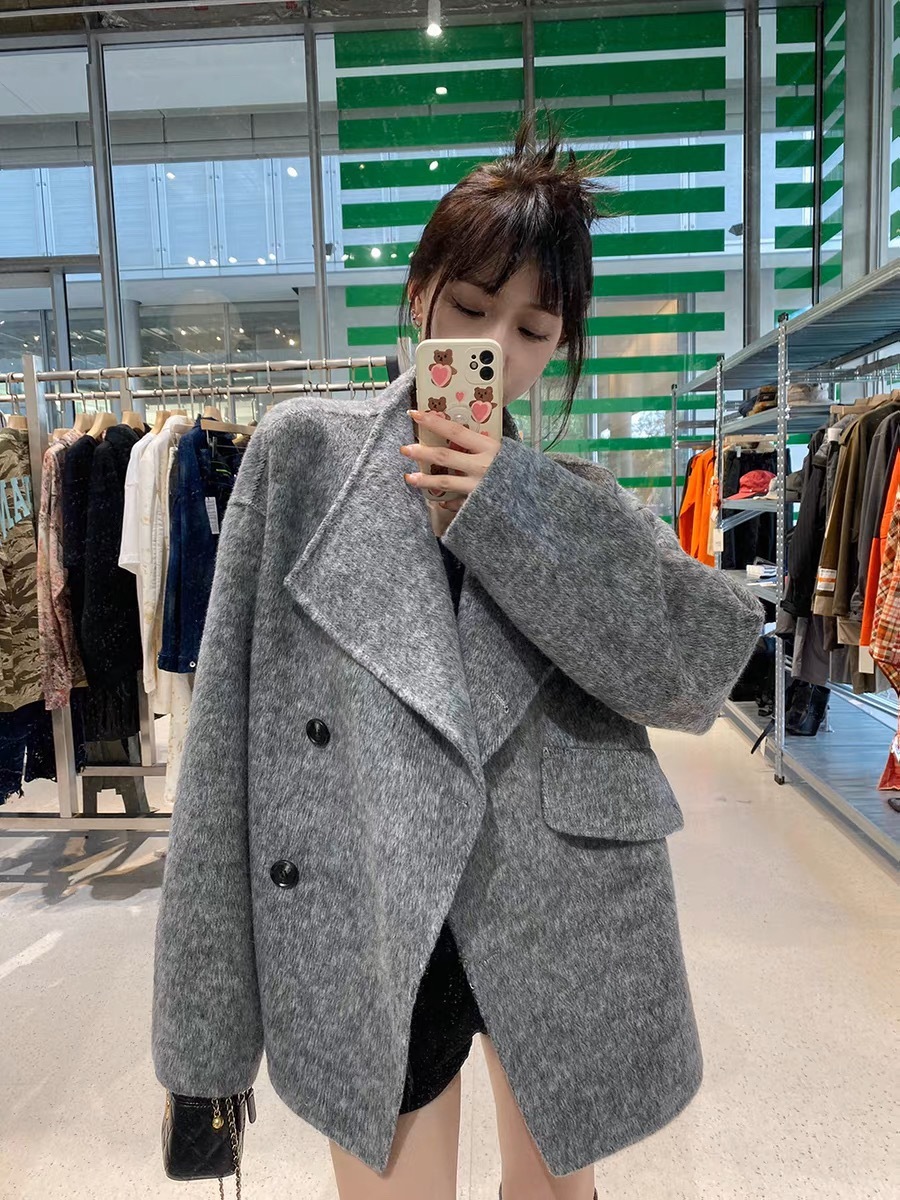 ᴷᴼᴿᴱᴬ 正韓🇰🇷慵懒翻面羊毛大衣（兩色）