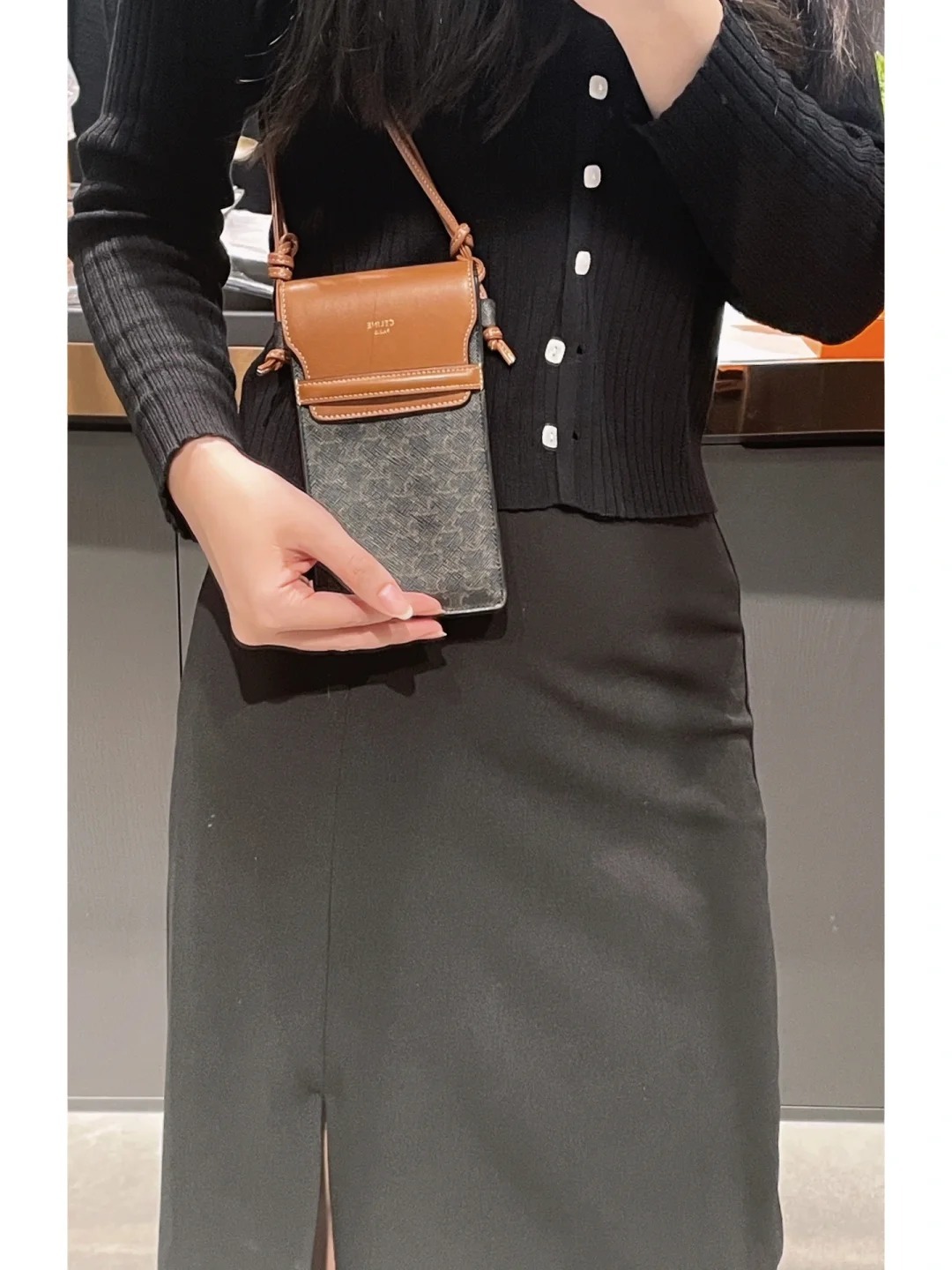 Celine Triomphe 老花手機包