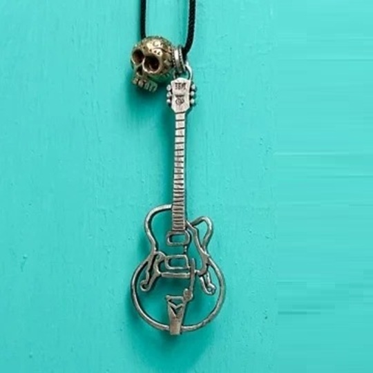 BIG BLACK MARIA (BBM) MEXICAN SKULL AND ELECTRIC ACOUSTIC GUITAR NECKLACE - PRE ORDER ITEM (預訂中)