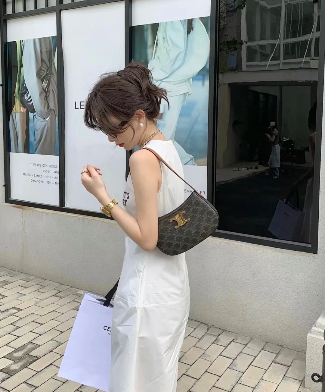 CELINE TILLY標誌印花牛皮革中號手袋