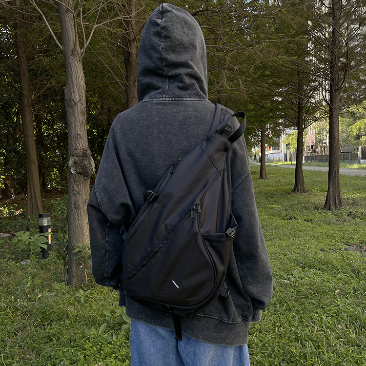 多功能尼龍斜背包(in stock)