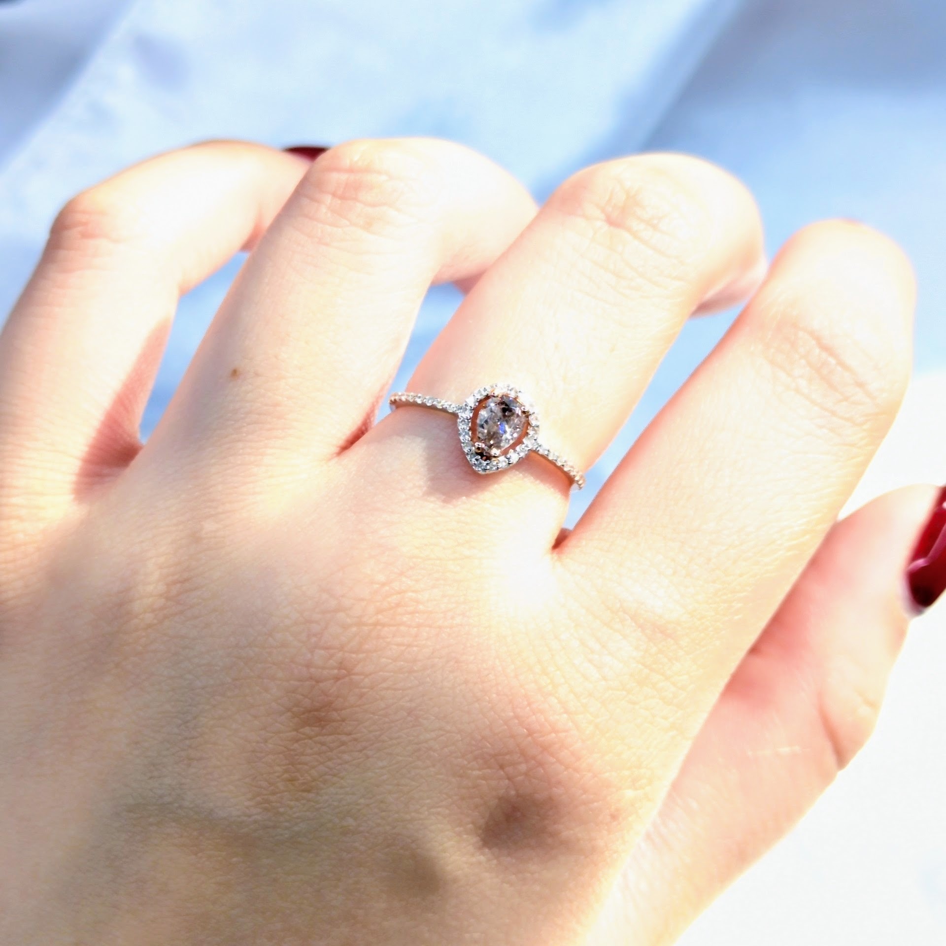 18K Gold 0.73ct Light Pink Pear Shaped Diamond Ring