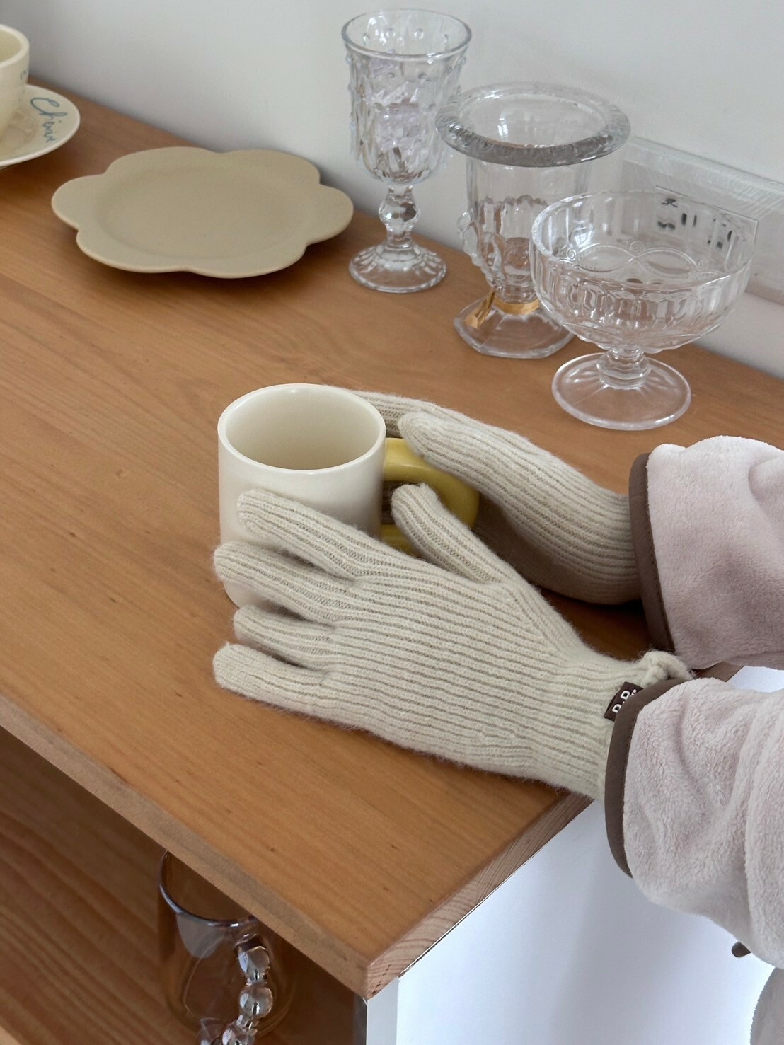 冬日必需品🧤暖呼呼純色針織手套（奶白色）