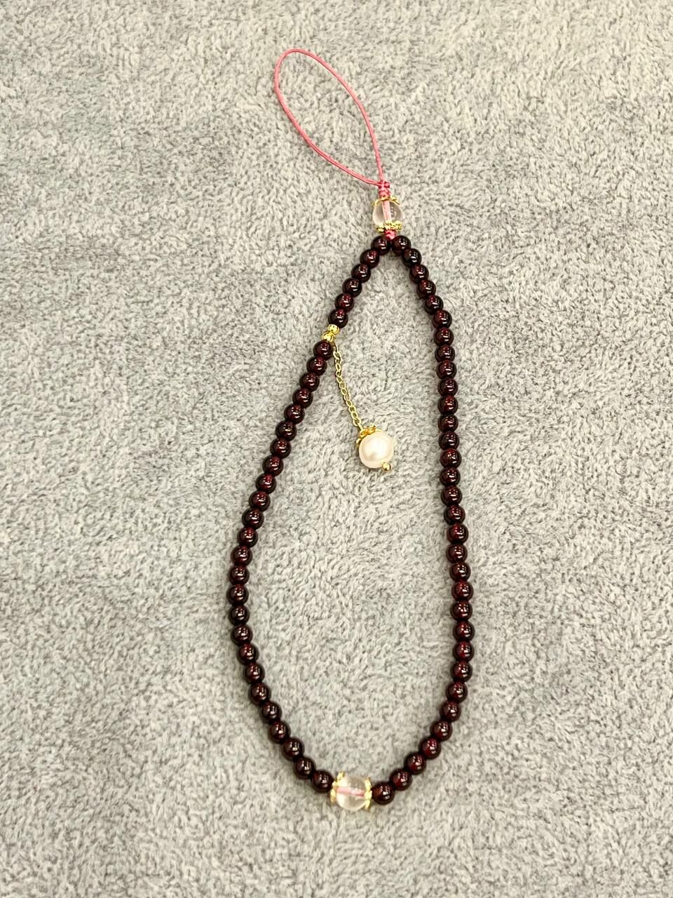 [S] GEMZ & CO MXJ GARNET/PEARL HP STRAP WITH GOLD ACC, Y315 (Y315)