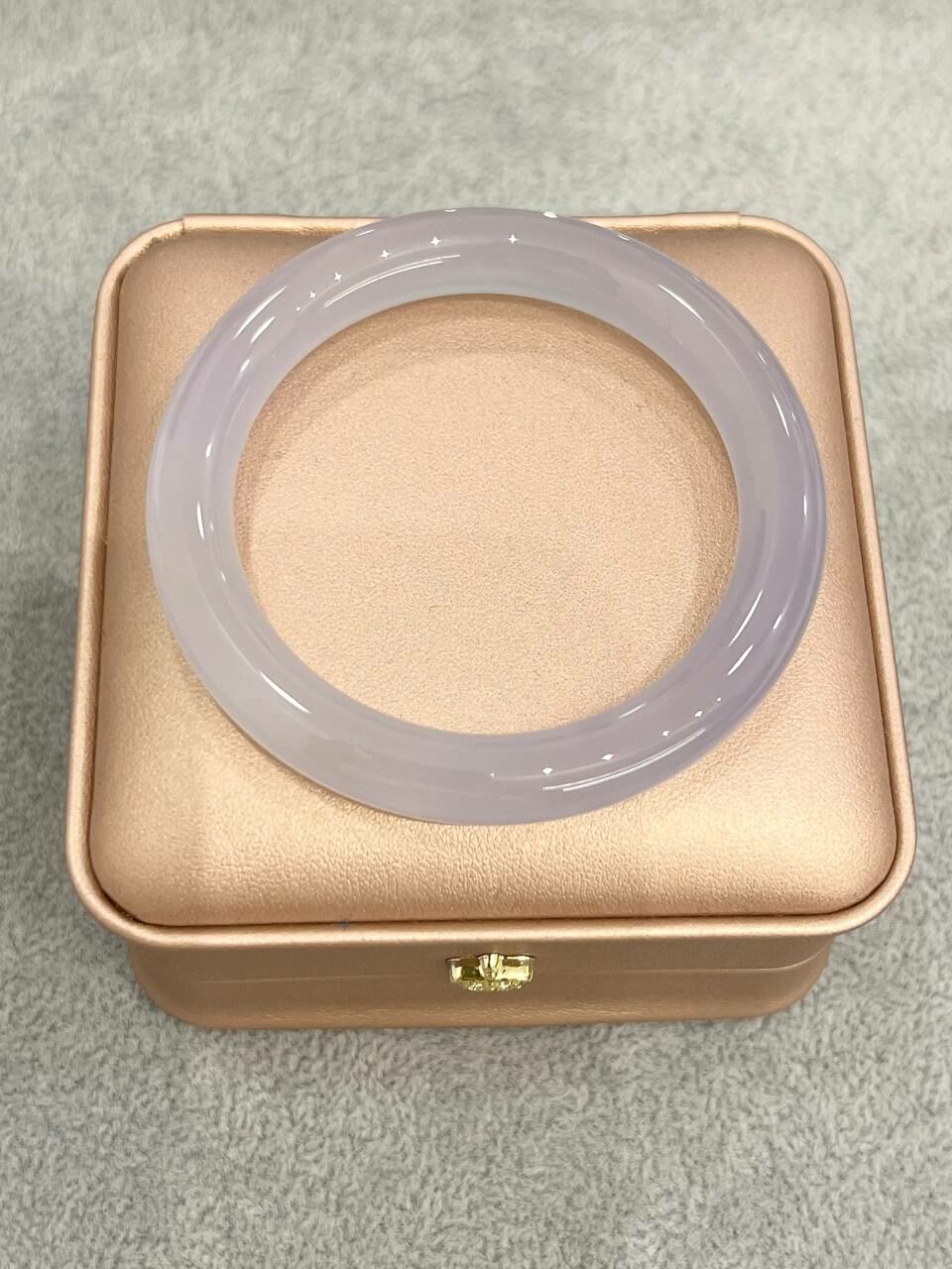[S] GEMZ & CO CLTF LIGHT PURPLE CHALCEDONY BANGLE WITH CERTIFICATE, Z101 (Z101)