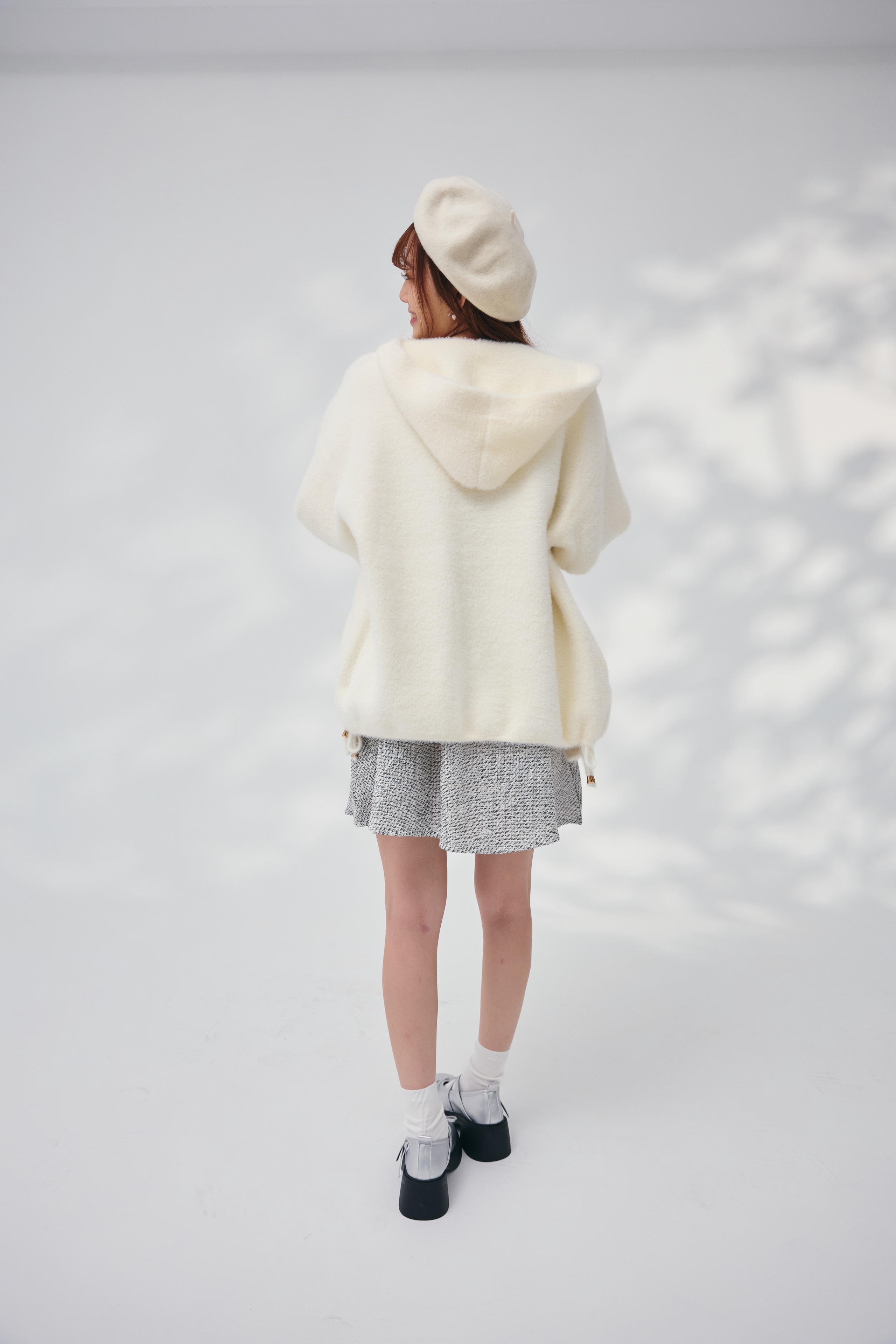 法朵Fado shop｜超推薦✨連帽抽繩貂毛外套 892A023 白/杏