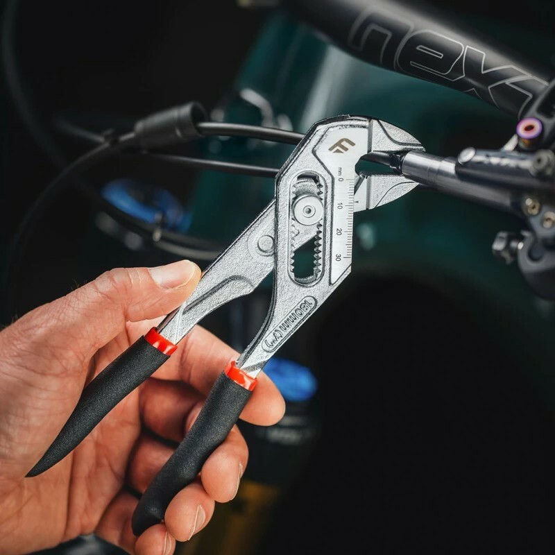 Feedback Adjustable Pliers 專業級可快調式/虎口夾鉗板手