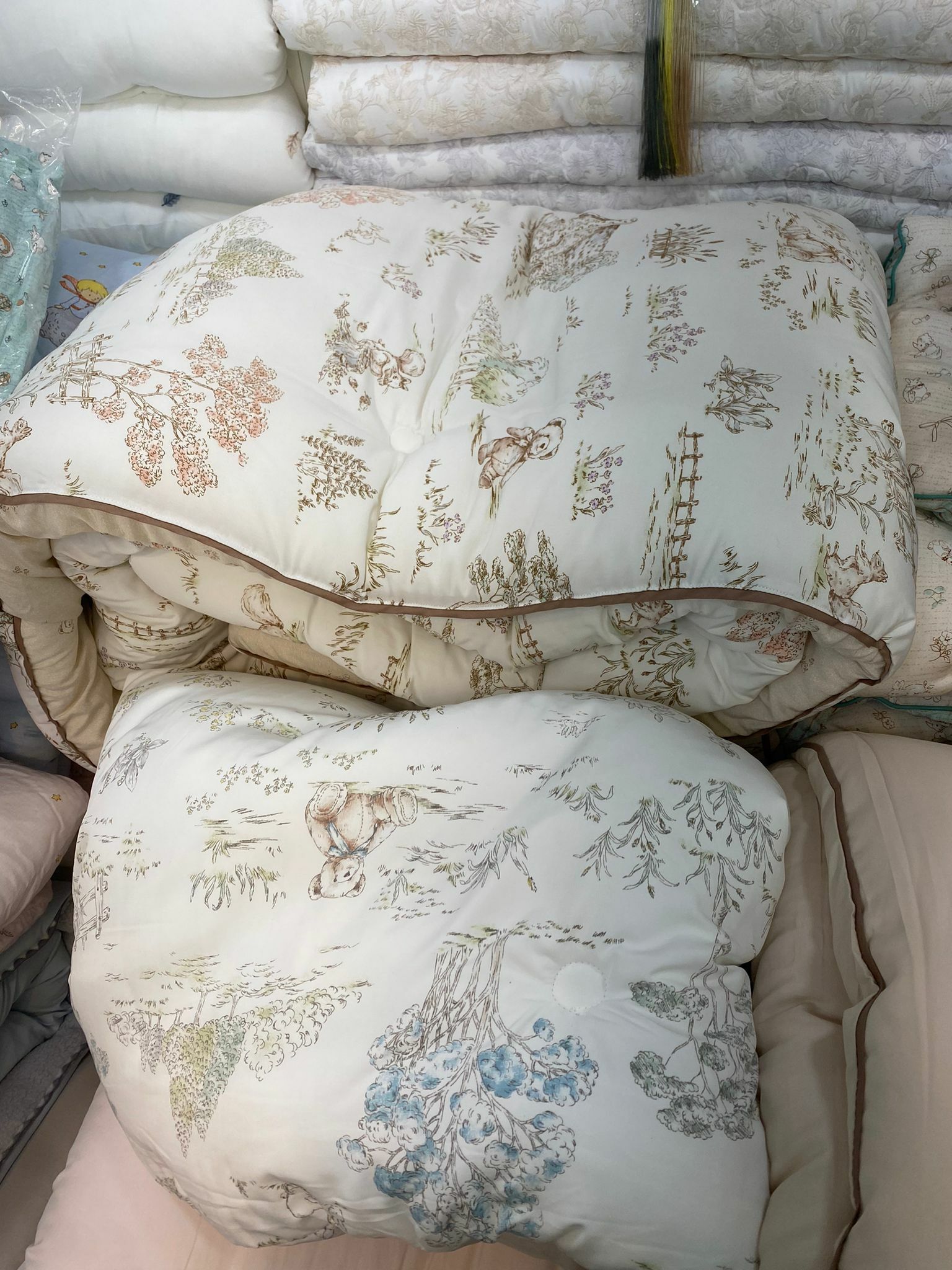 O45 骨膠原莫代爾棉  冬季被 160x210.  S. Size $550 / 200x230. Q size    $650  made in korea