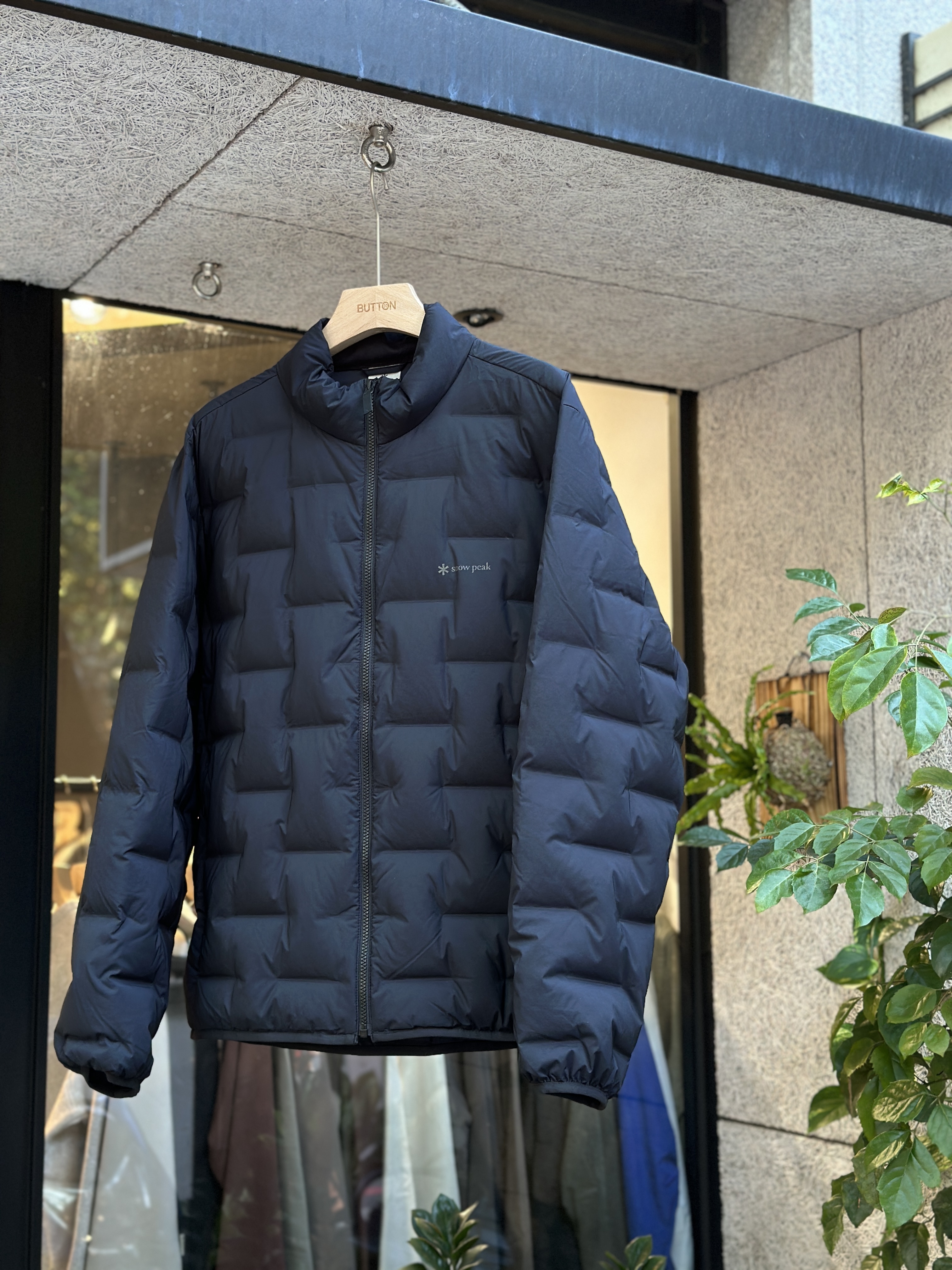 snow peak Welding Stand Neck Down Jacket 無縫方格衍縫羽絨