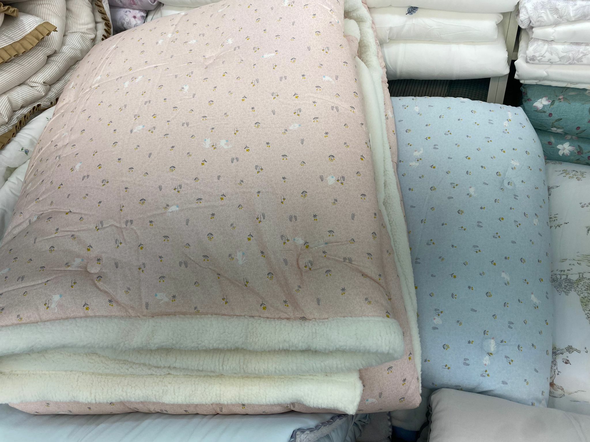 O58 小黃花 天絲莫代爾棉 枕頭袋 $109/1 $199/2  made in korea