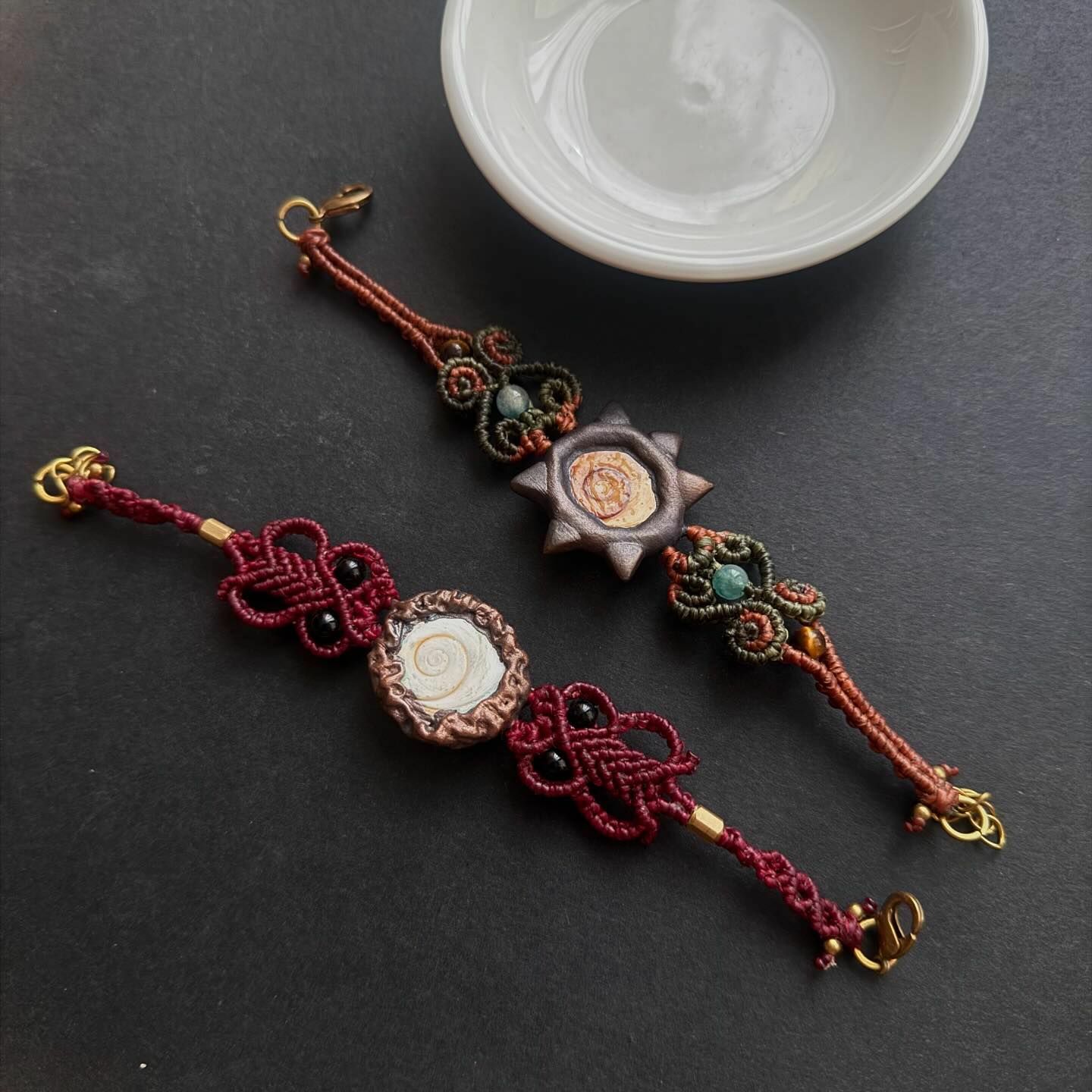 [原石] 太陽貝 蠟線編織 手環 設計師原創款