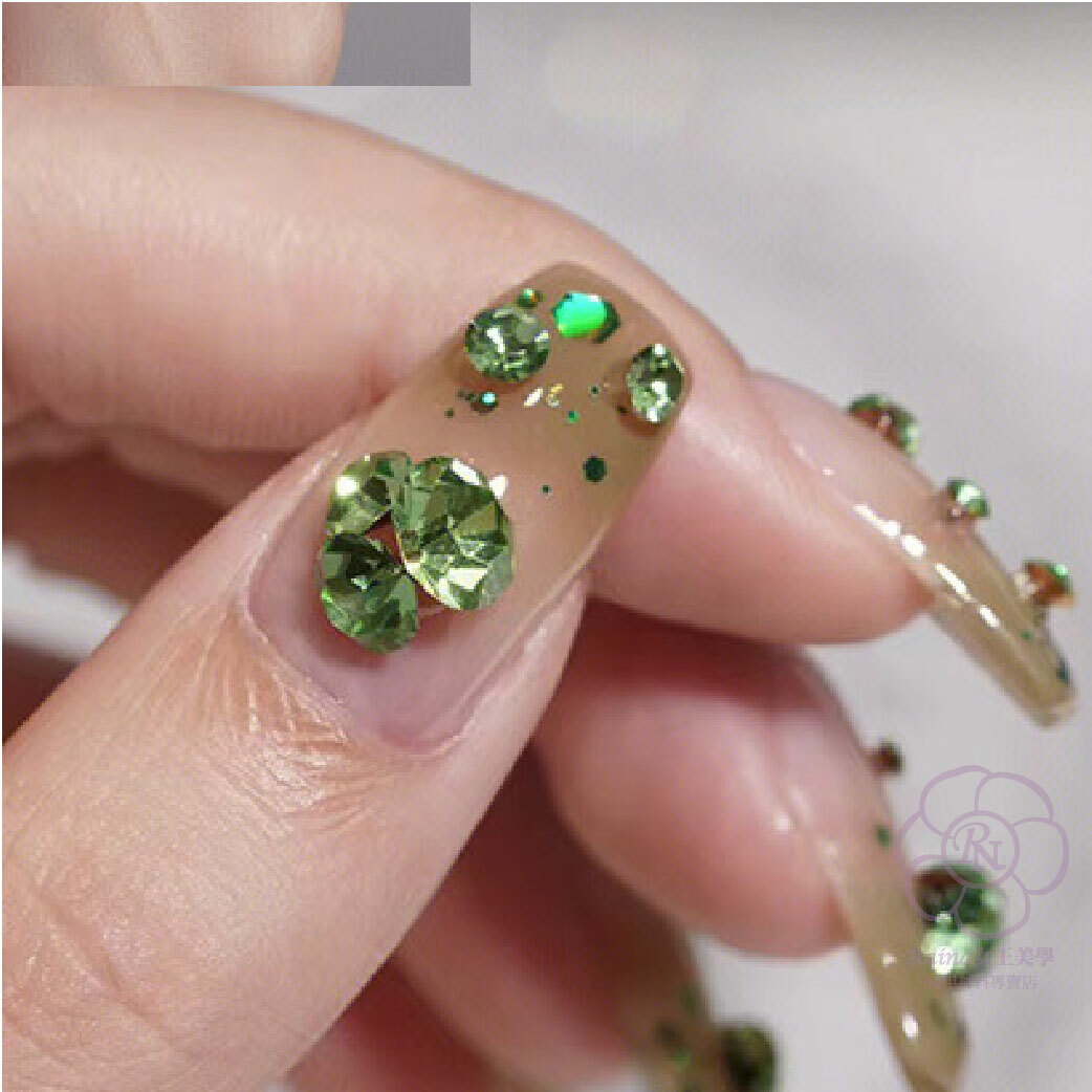 美甲尖底鑽(6格分裝盒)