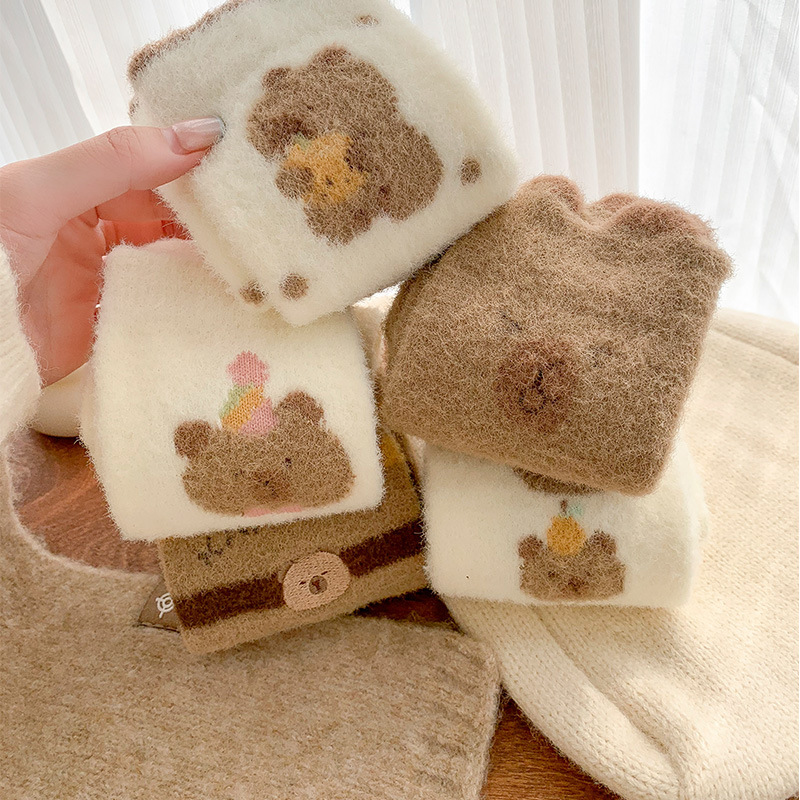 《5353》♾️秋冬款卡皮巴拉毛絨可愛加絨卡通襪