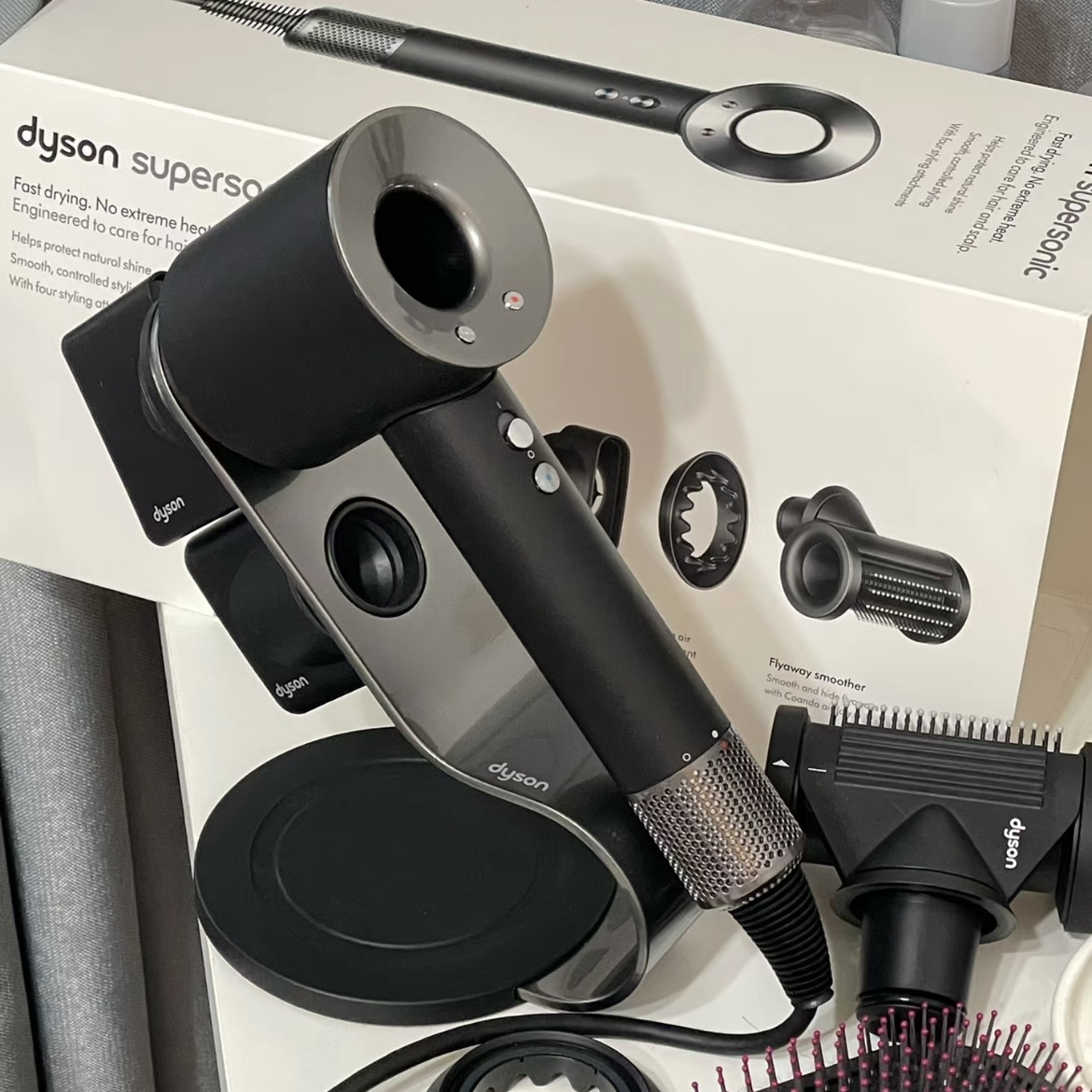 Dyson Supersonic™ HD08 吹風機 黑銀