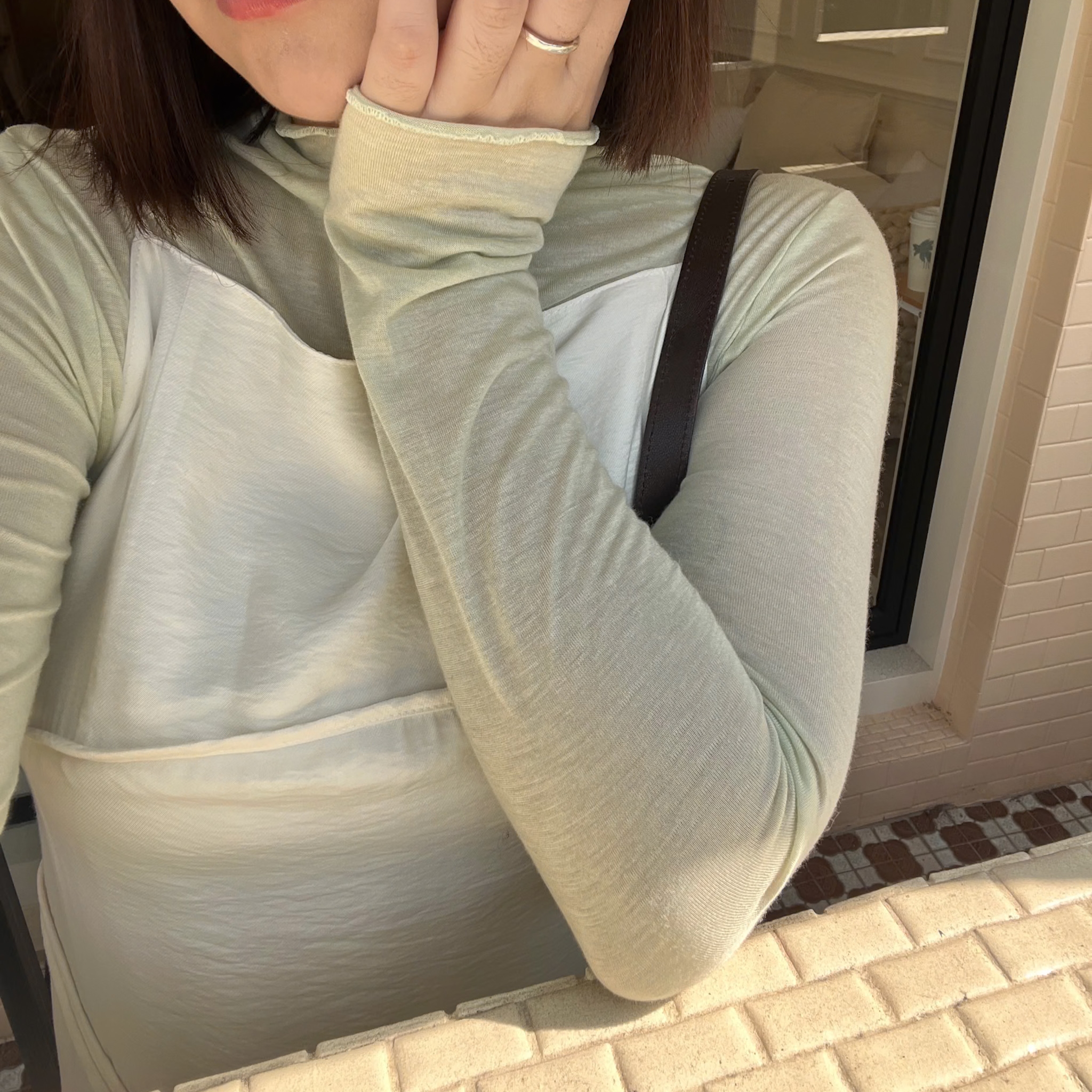 《自訂款》版型超滿意的打底天絲木耳邊T(五色)