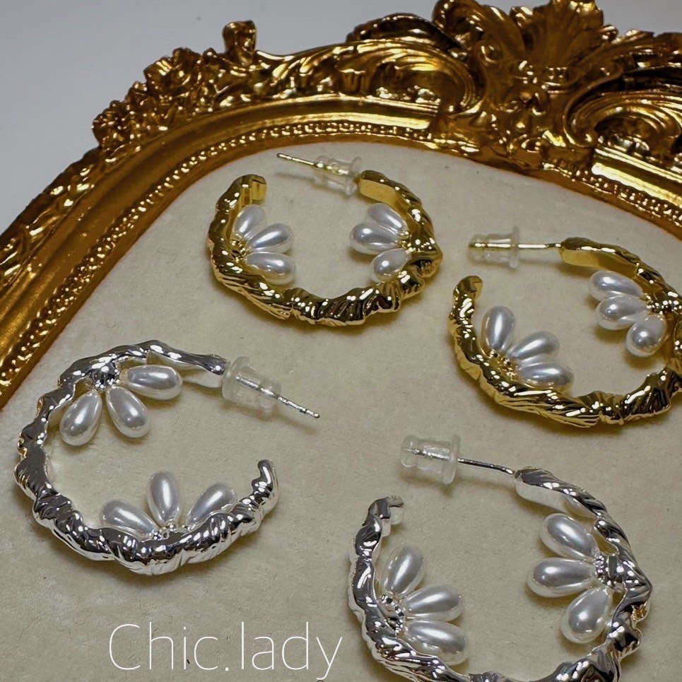 Earrings |藤蔓珍珠花