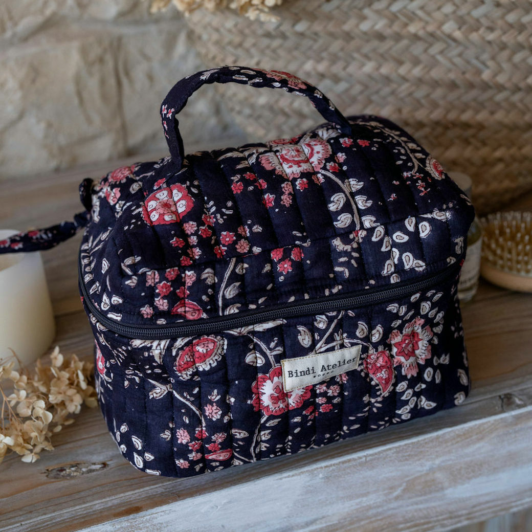 卡普里午夜黑 | 方塊化妝包