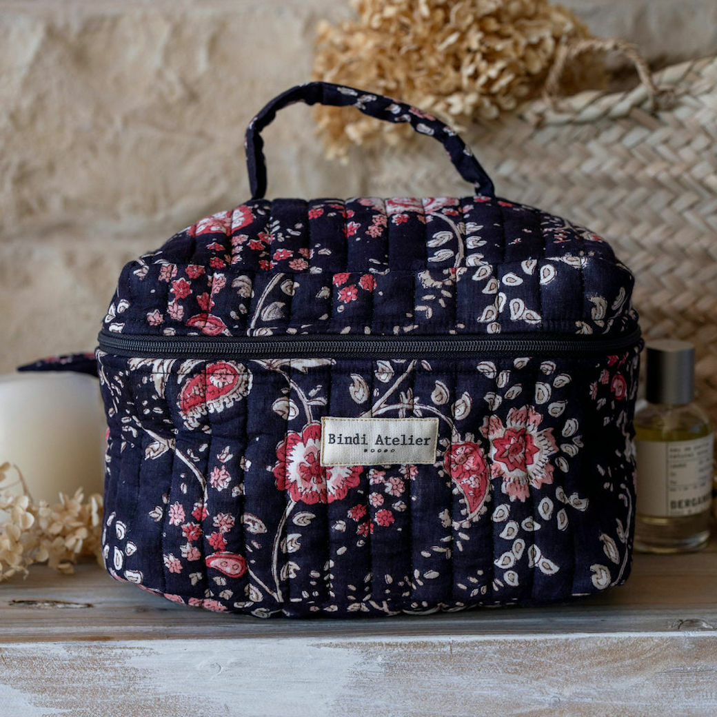 卡普里午夜黑 | 方塊化妝包