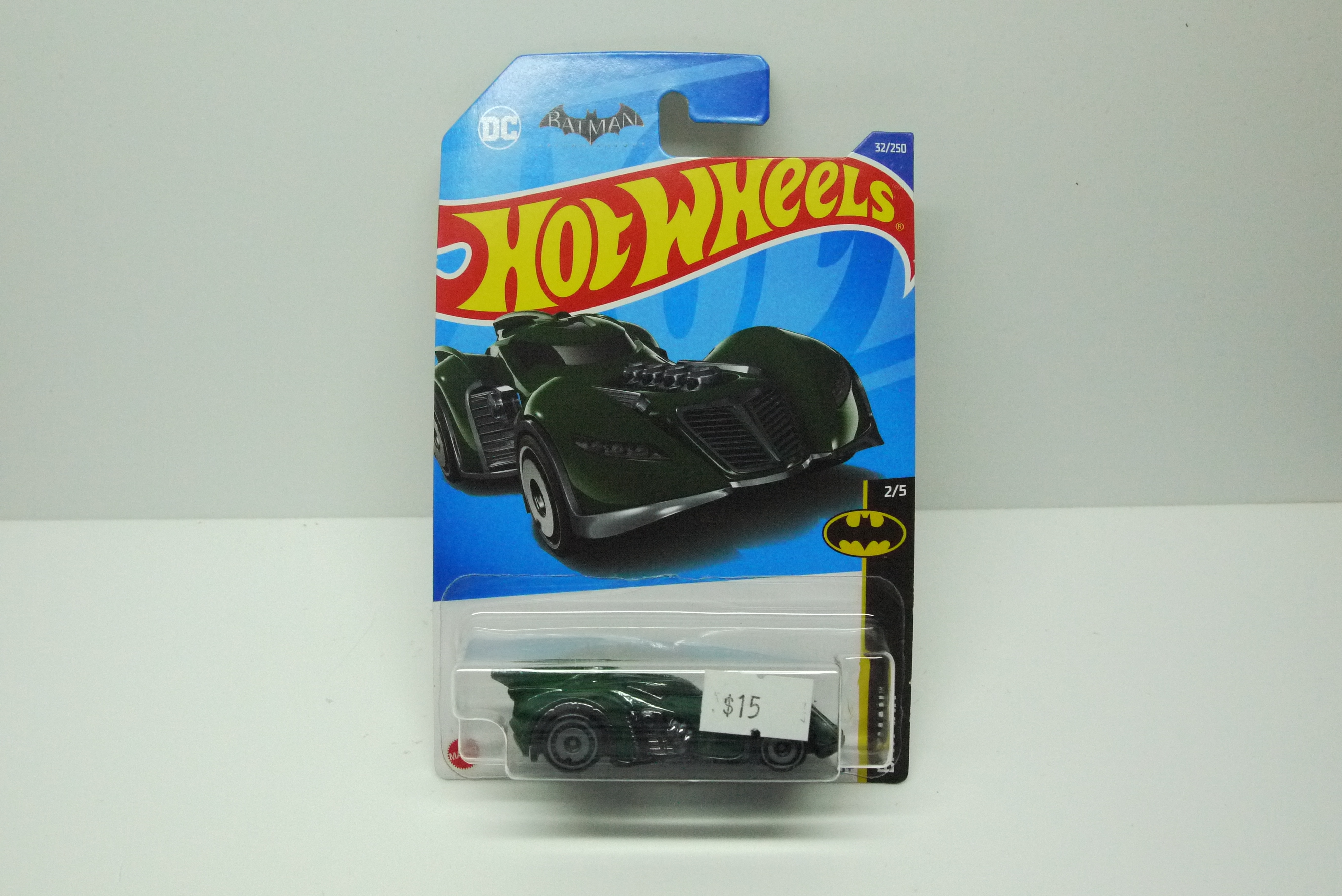 HOT WHEELS BATMAN: ARKHAM ASYLUM BATMOBILE