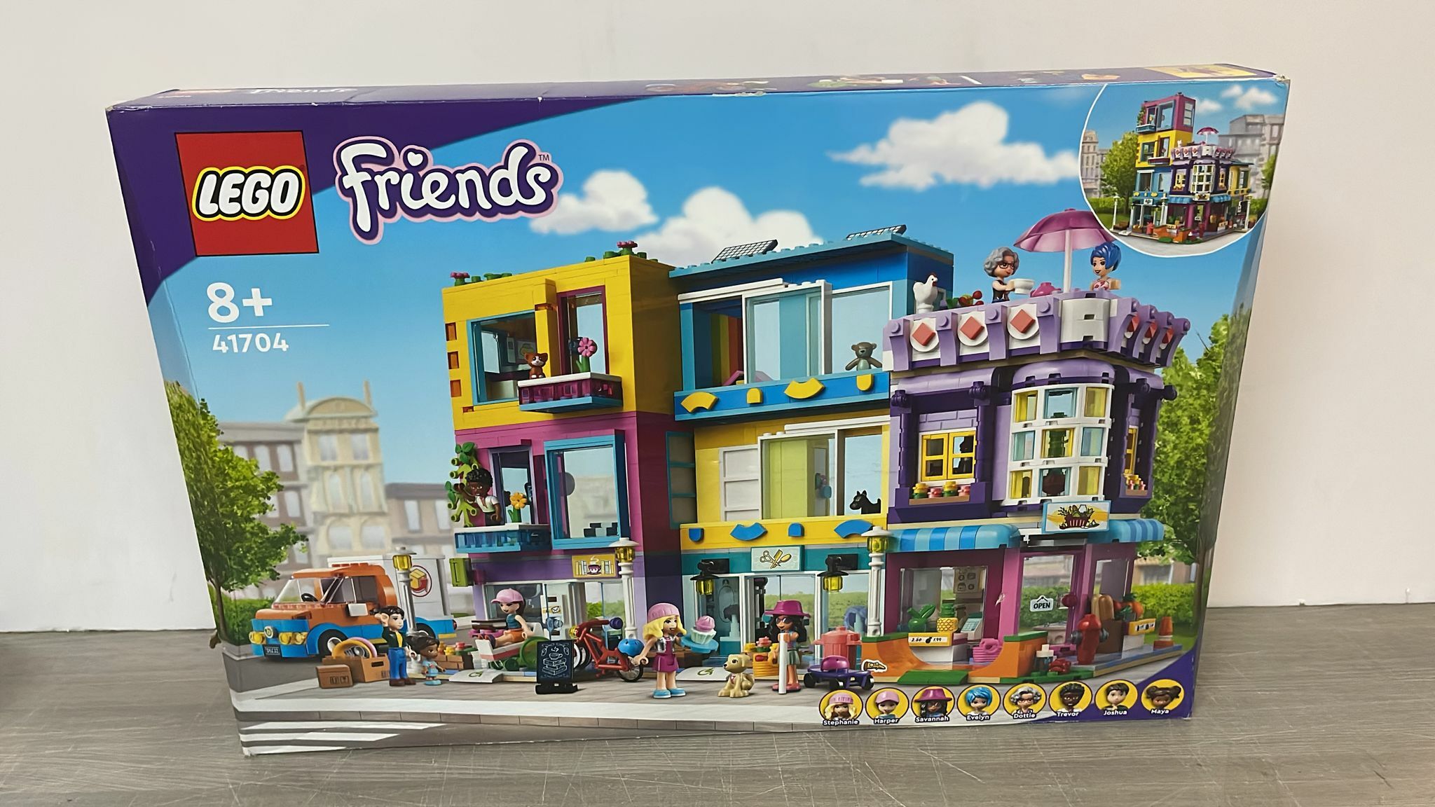 ［用家福音零件齊全系列］ LEGO 41704 : 主街大樓 Main Street Building          *(凹盒殘盒,外盒損壞,有壓紋, 殘盒不設退換)