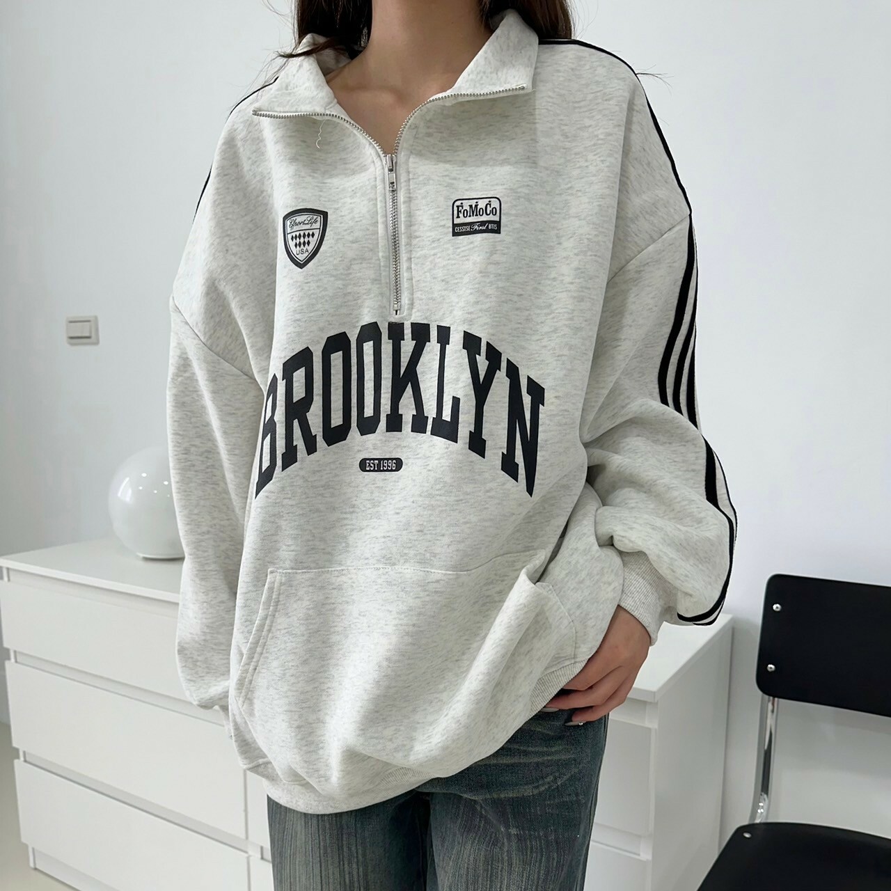 邊條翻領街感大學t