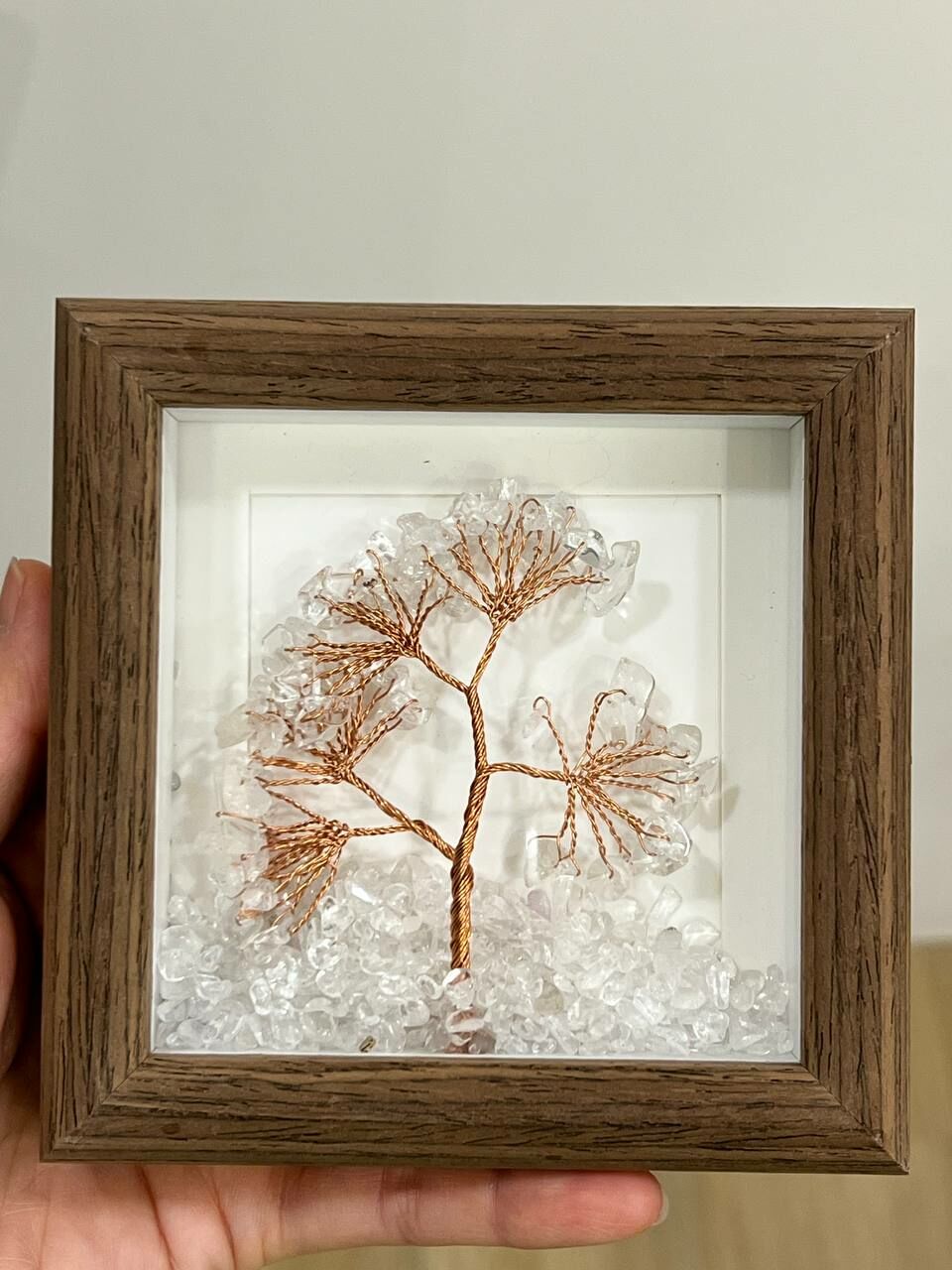 [S] GEMZ & CO HLCT CLEAR QUARTZ TREE WITH CLEAR LOOSE QUARTZ IN A FRAME, W227 (W227)