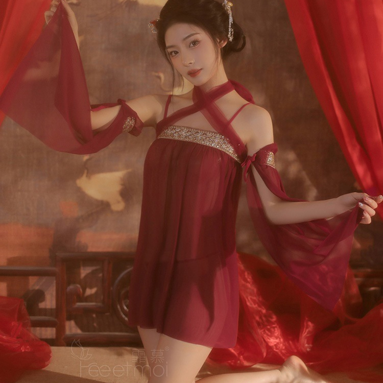 L7866 古典風情後開衩露臀漢服套裝