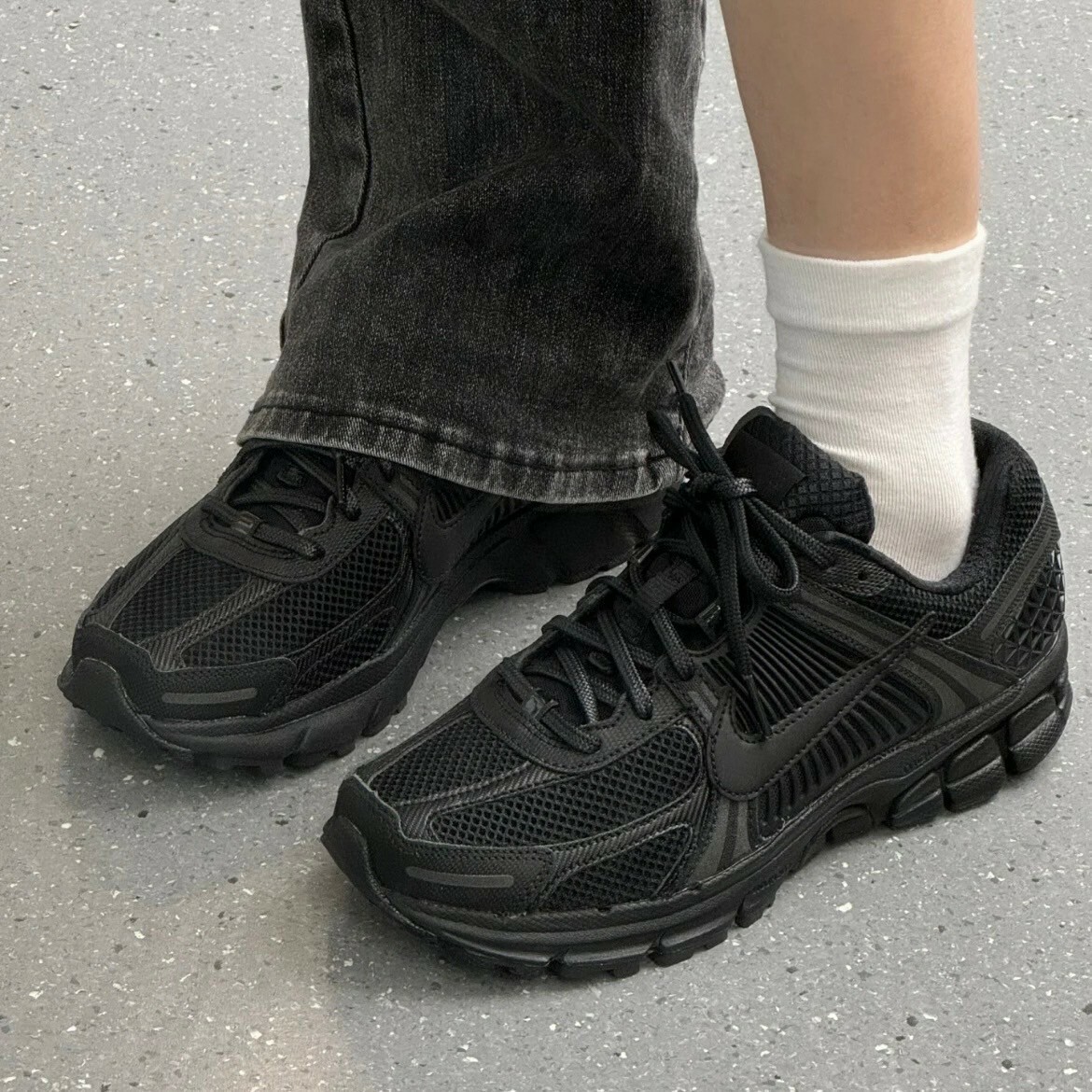 Nike Zoom Vomero 5 Triple Black GS 大童 全黑 黑武士 復古休閒鞋 運動鞋