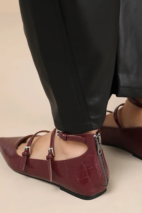 Burgundy勃根地酒紅色亮面Vegan壓紋皮革綁帶芭蕾平底鞋