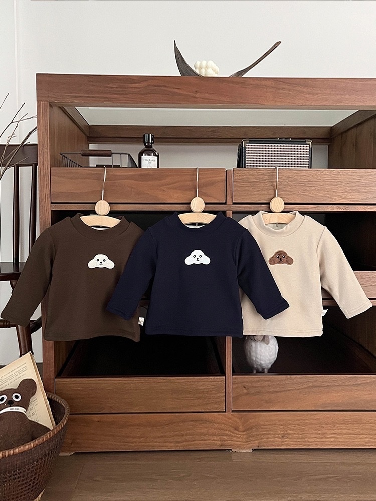 嫩嬰軟綿保暖小狗內搭上衣