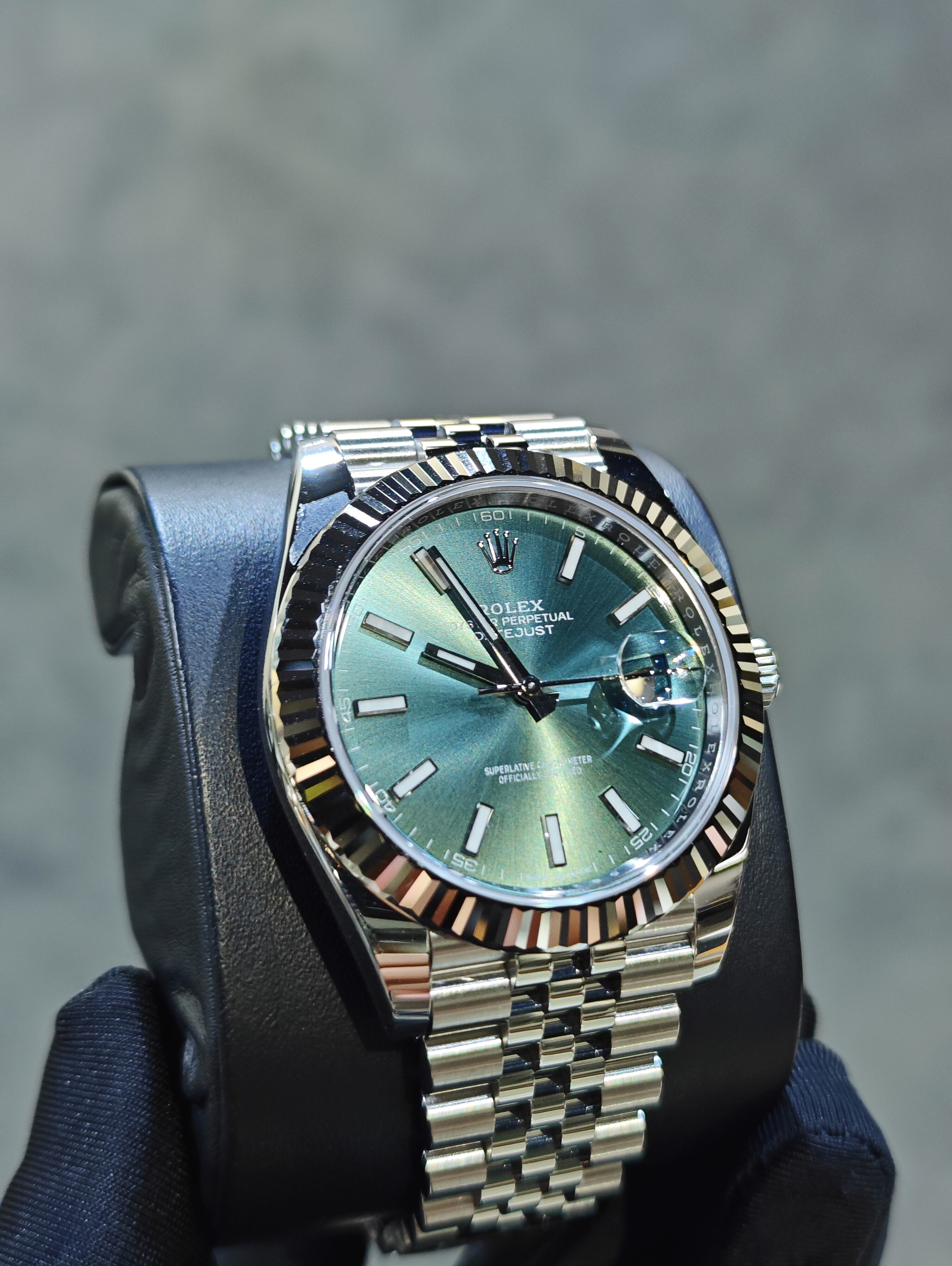 BRAND NEW ROLEX 126334 GREEN DIAL WHITE GOLD STEEL DATEJUST INDEX 41MM JUBILEE STRAP