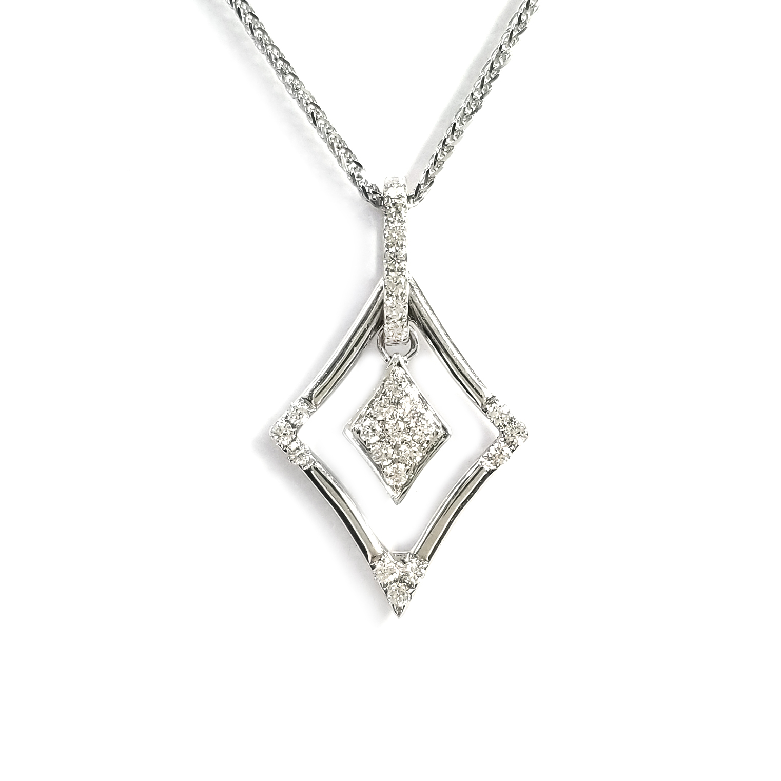 18K白金天然鑽石菱形吊墜