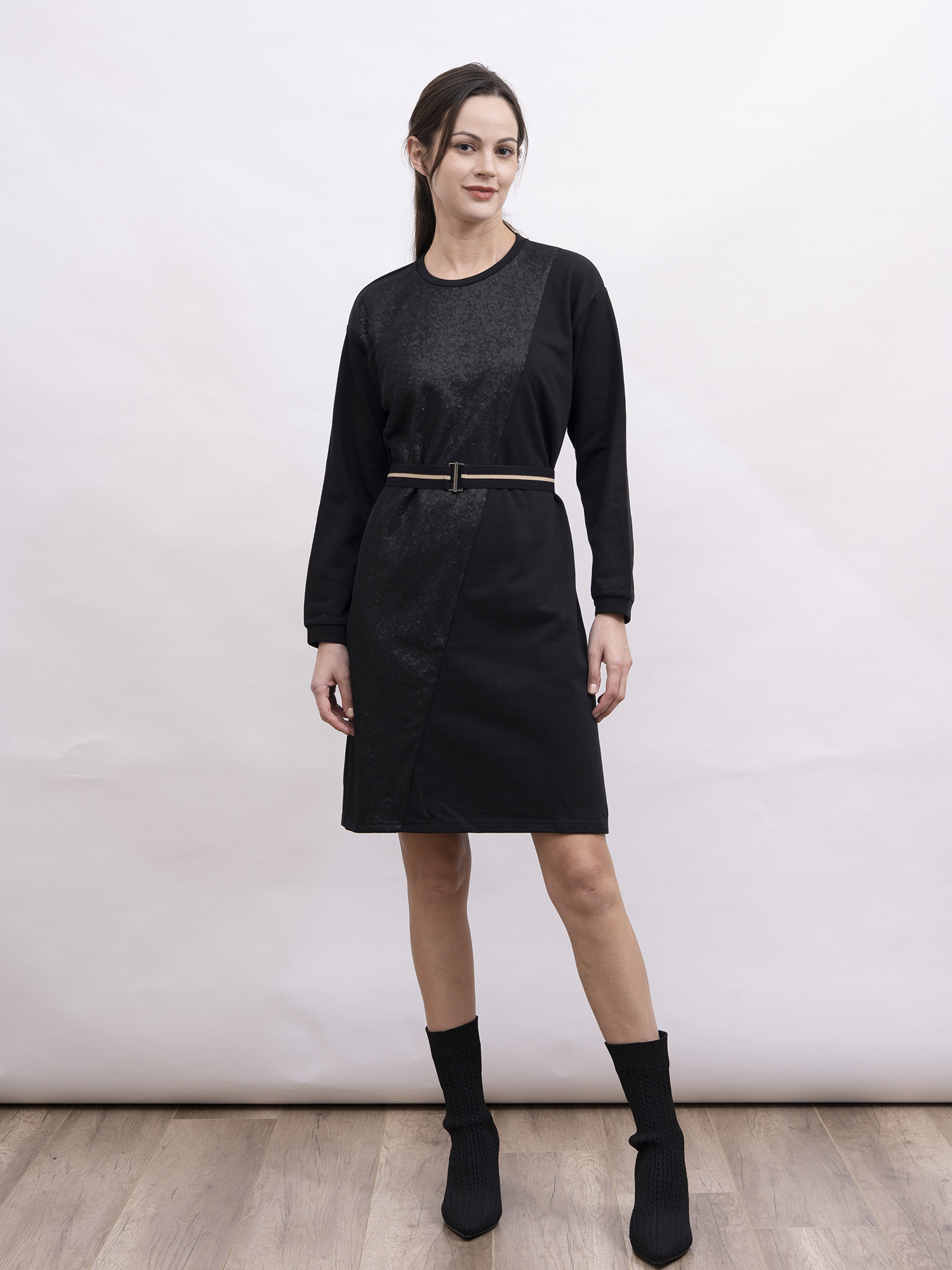 mi-tu 珠片圓領連身裙