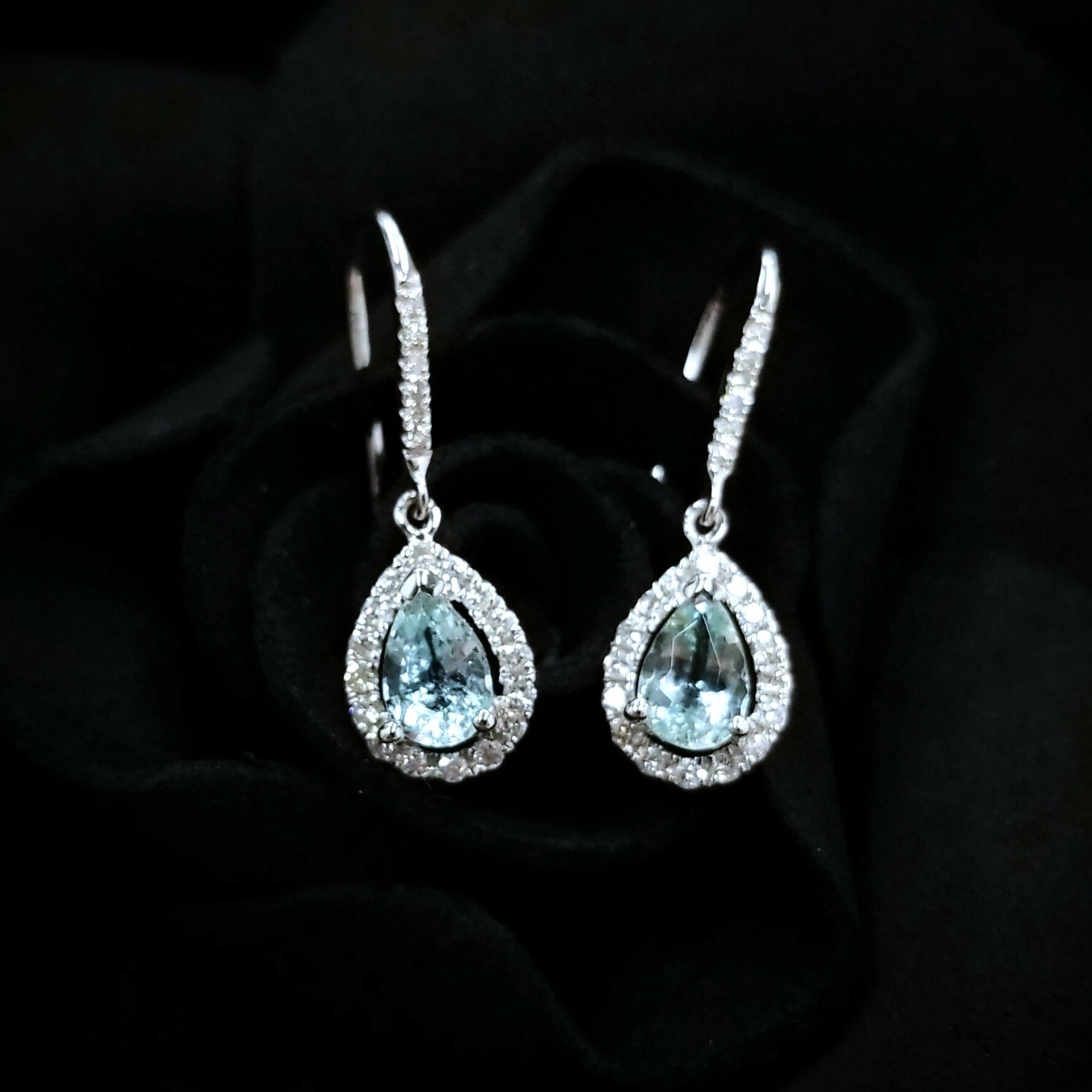 18K White Gold 0.93ct Paraiba and Diamond Drop Earrings