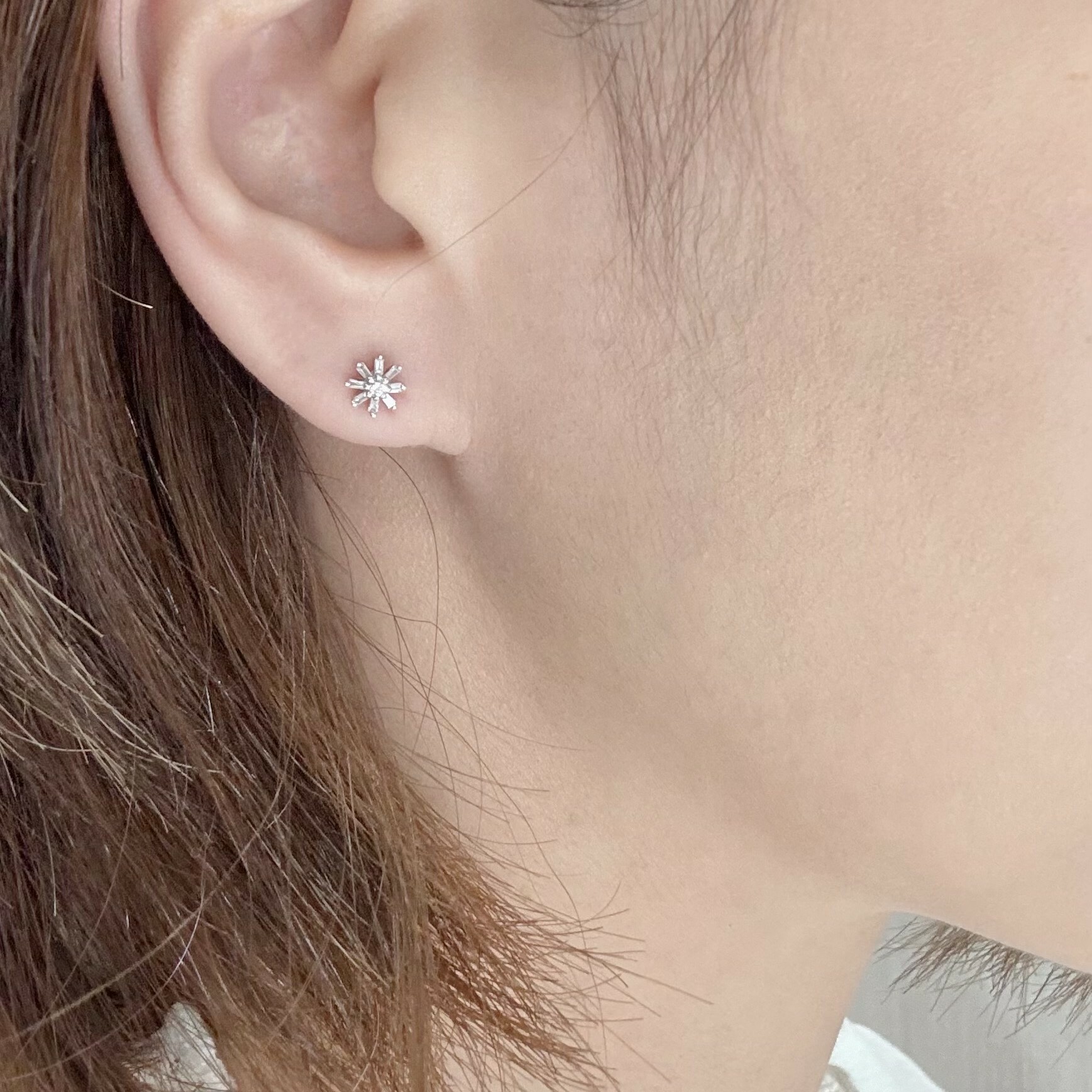 【me.luxe】K18雪花鑽石14分耳環