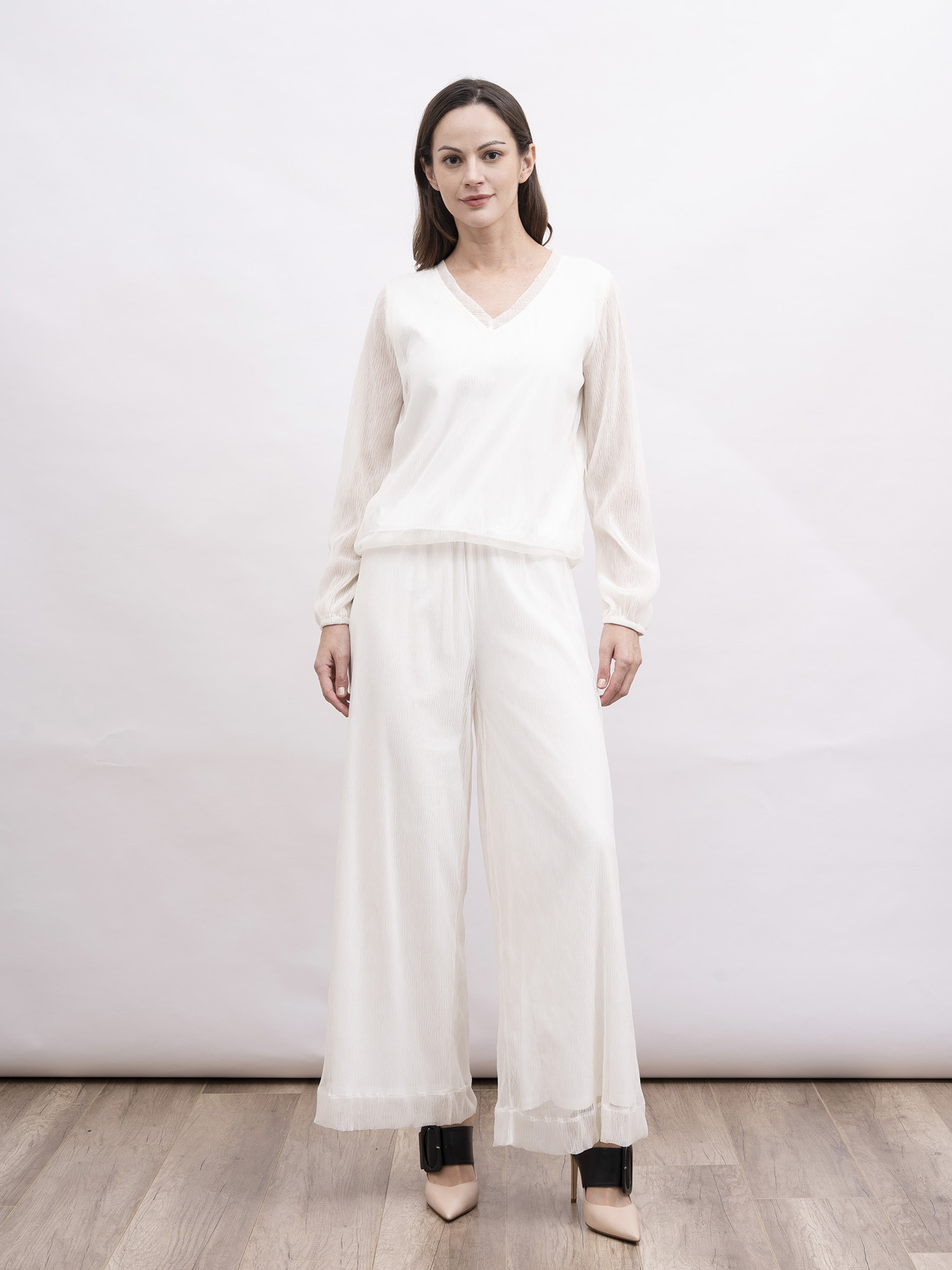 mi-tu 網紗壓褶V領上衣