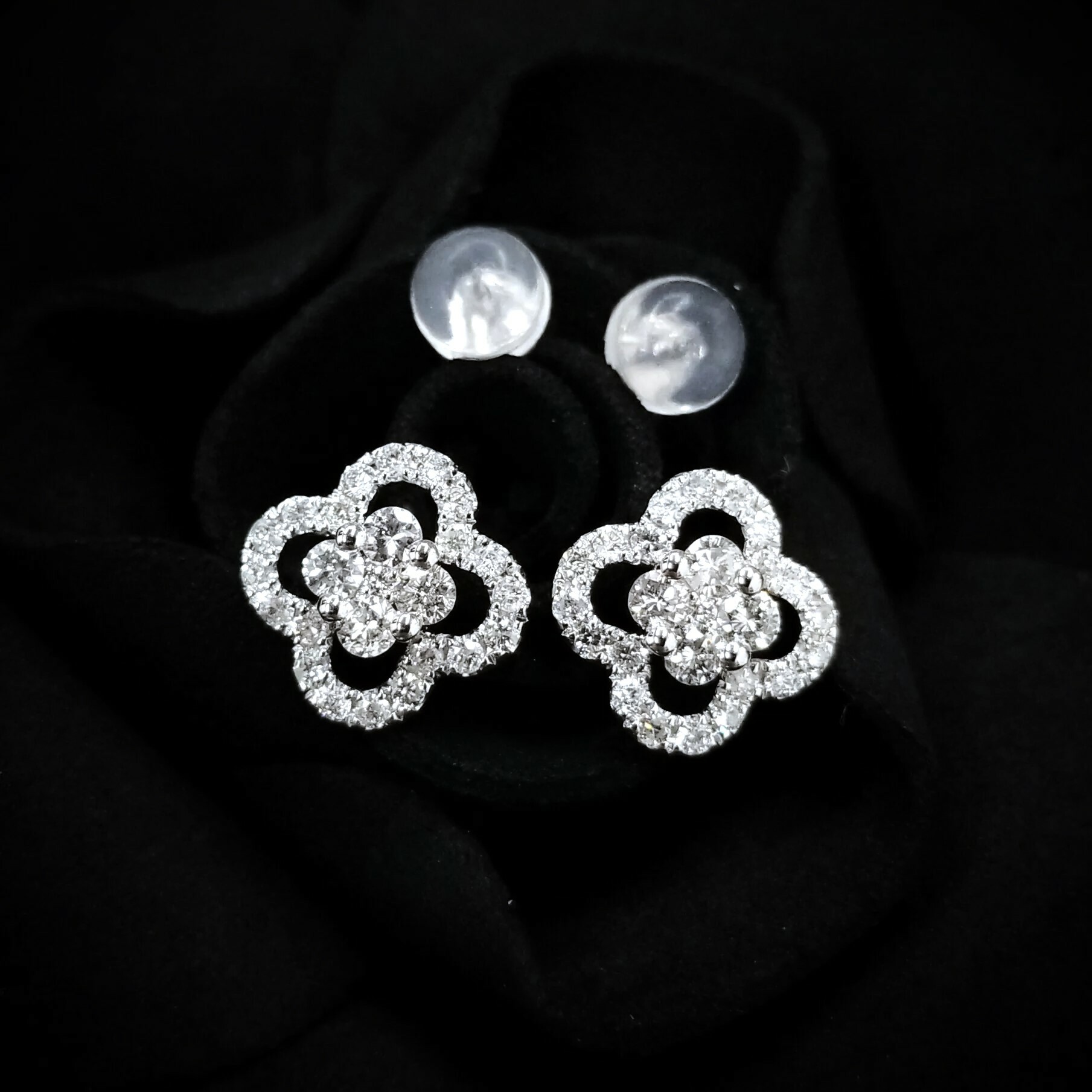 18K White Gold 0.73ct Diamond Earrings