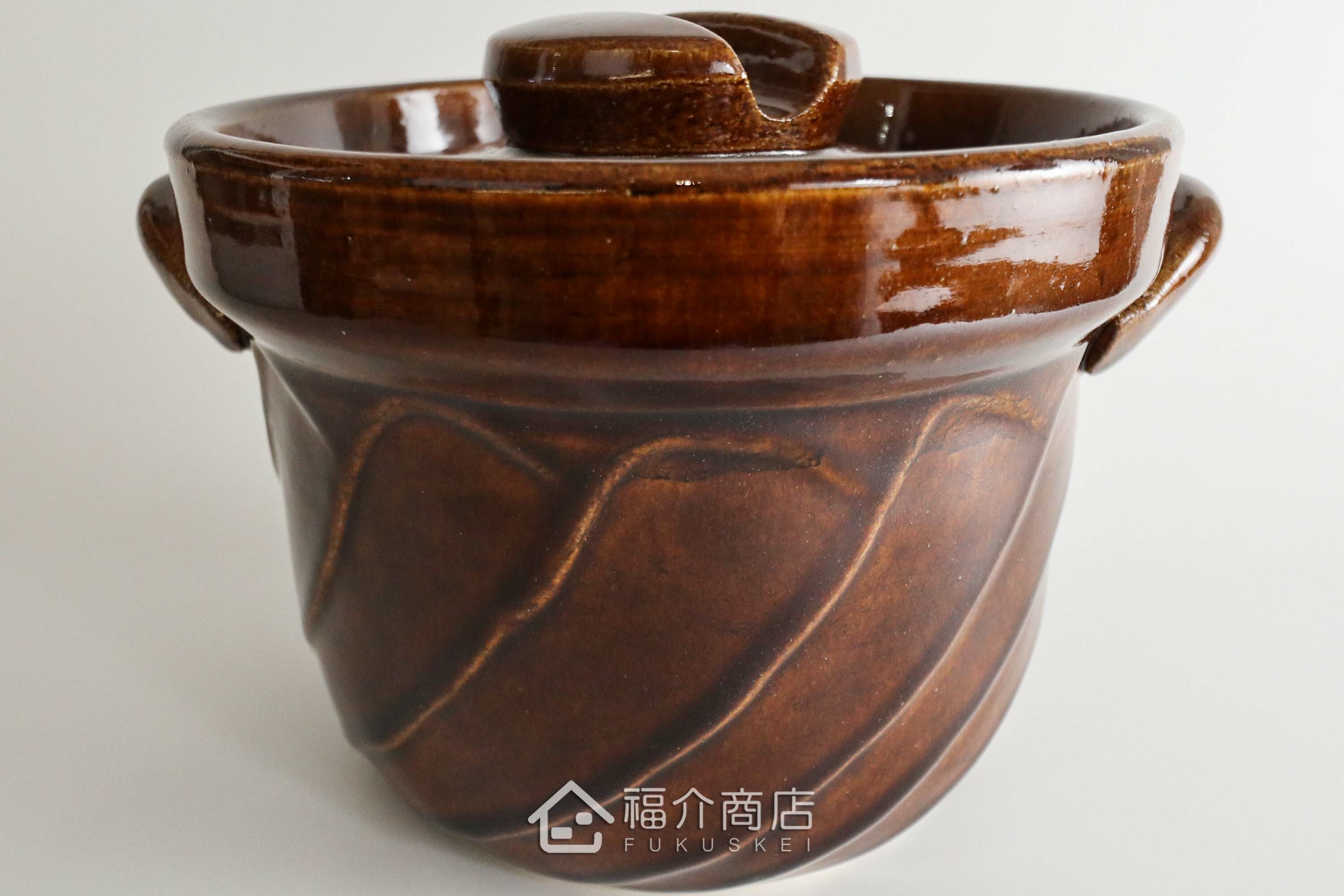 煮飯用陶瓷材質的飯鍋