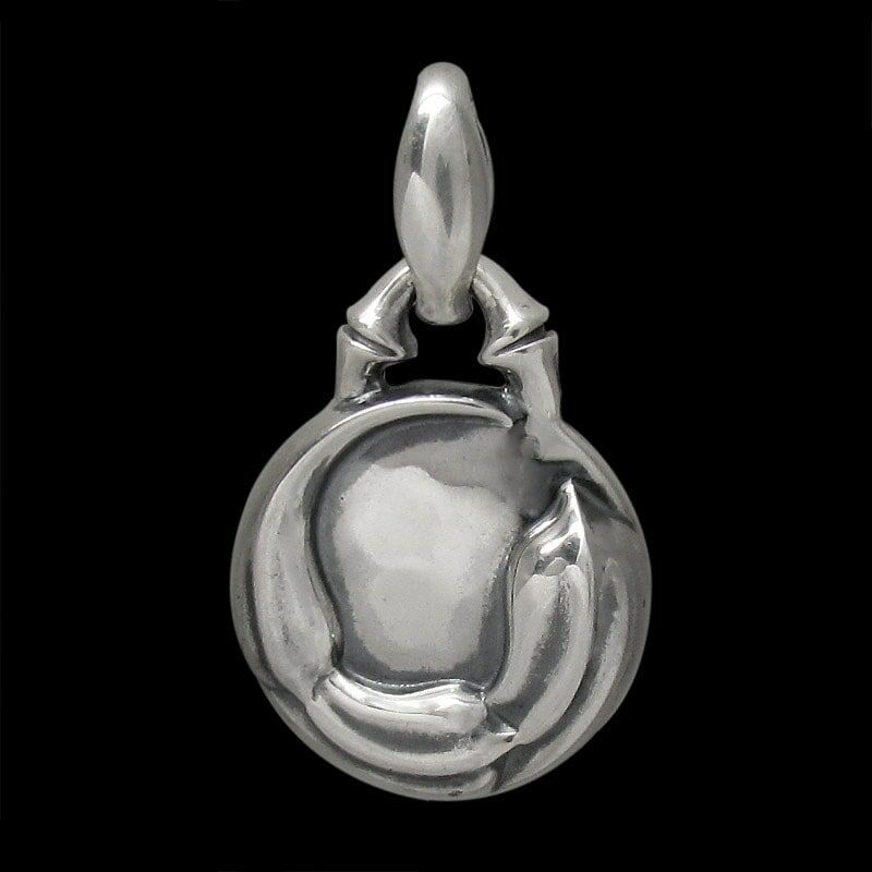 LO Flow Medallion Pendant M*