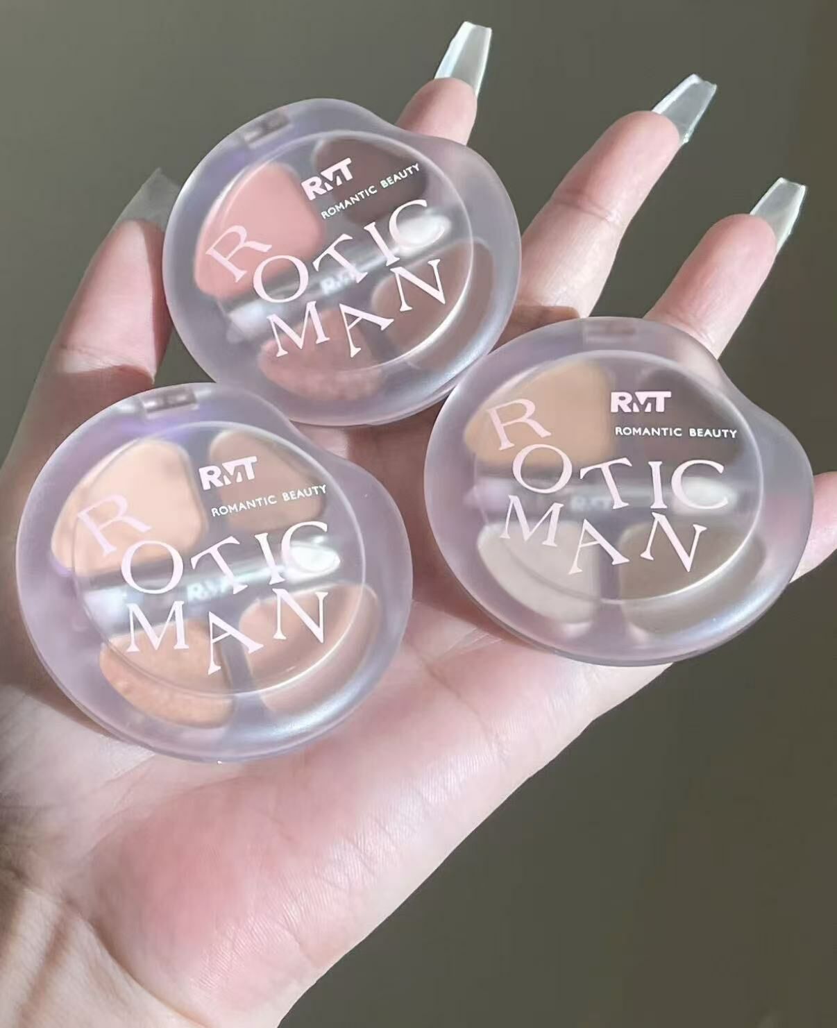 ♡ 羅小曼四色臥蠶澎澎盤 ♡