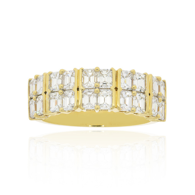 祖母綠形鑽石戒指雙行排戒