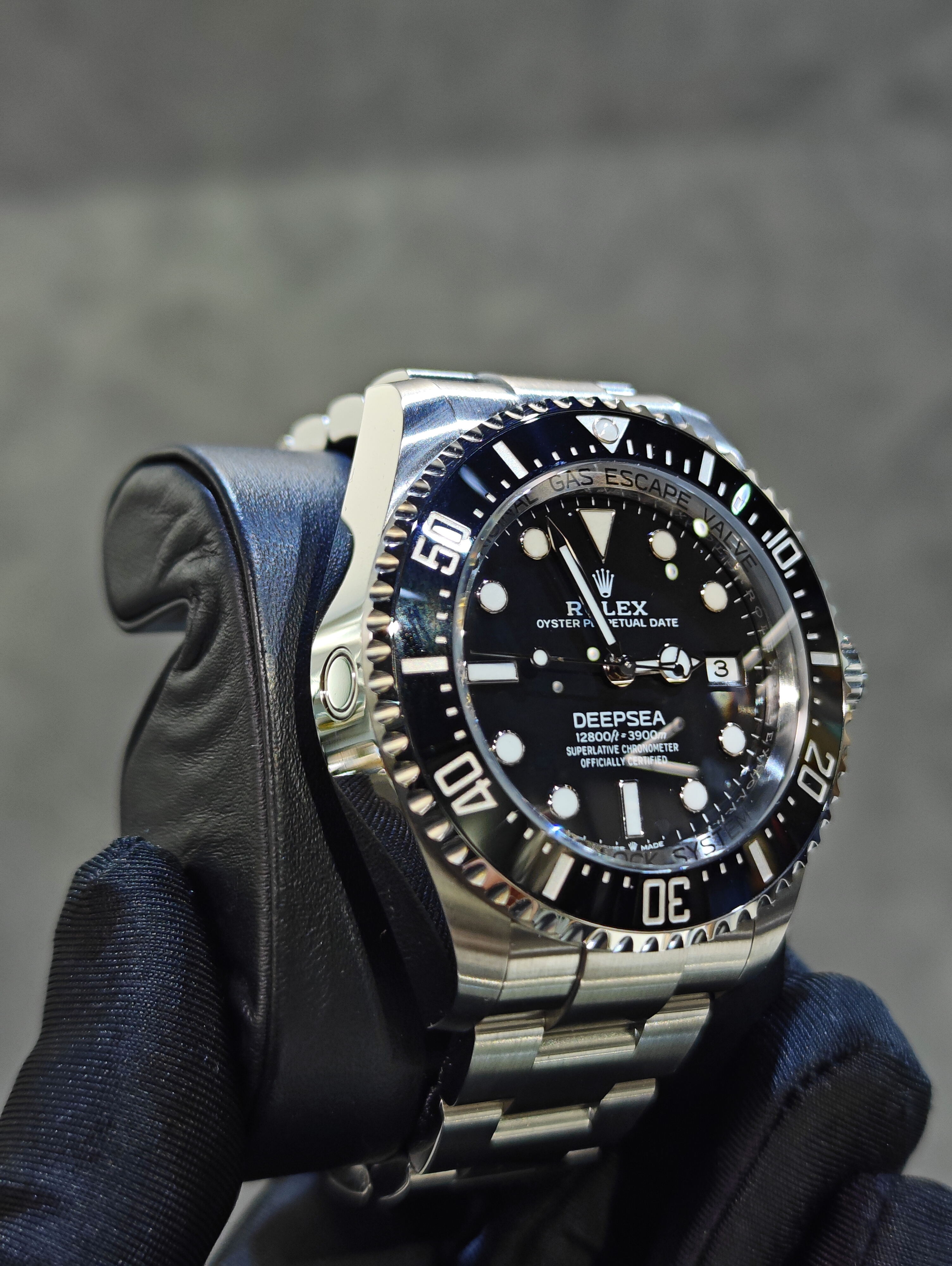 BRAND NEW ROLEX 136660 DEEP BLACK OYSTER PERPETUAL ROLEX DEEPSEA D-BLUE DIAL 44 MM m136660-0006