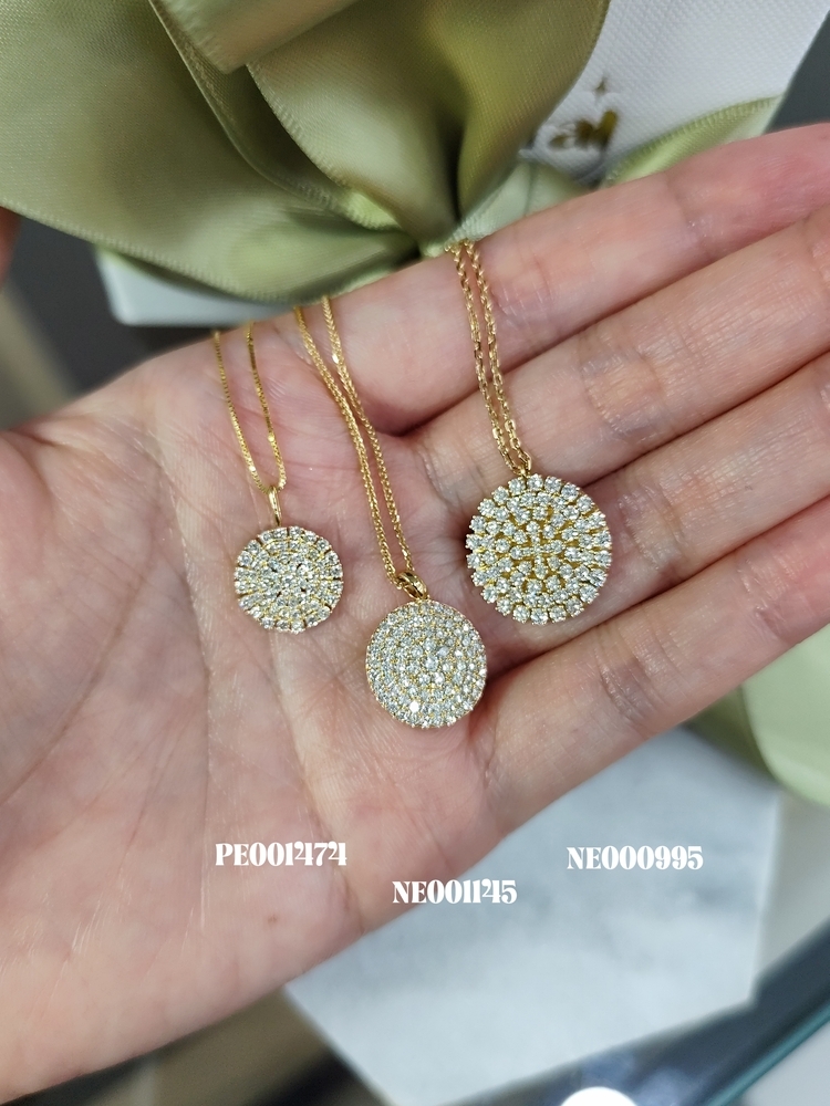 18K黃金鑽石頸鏈