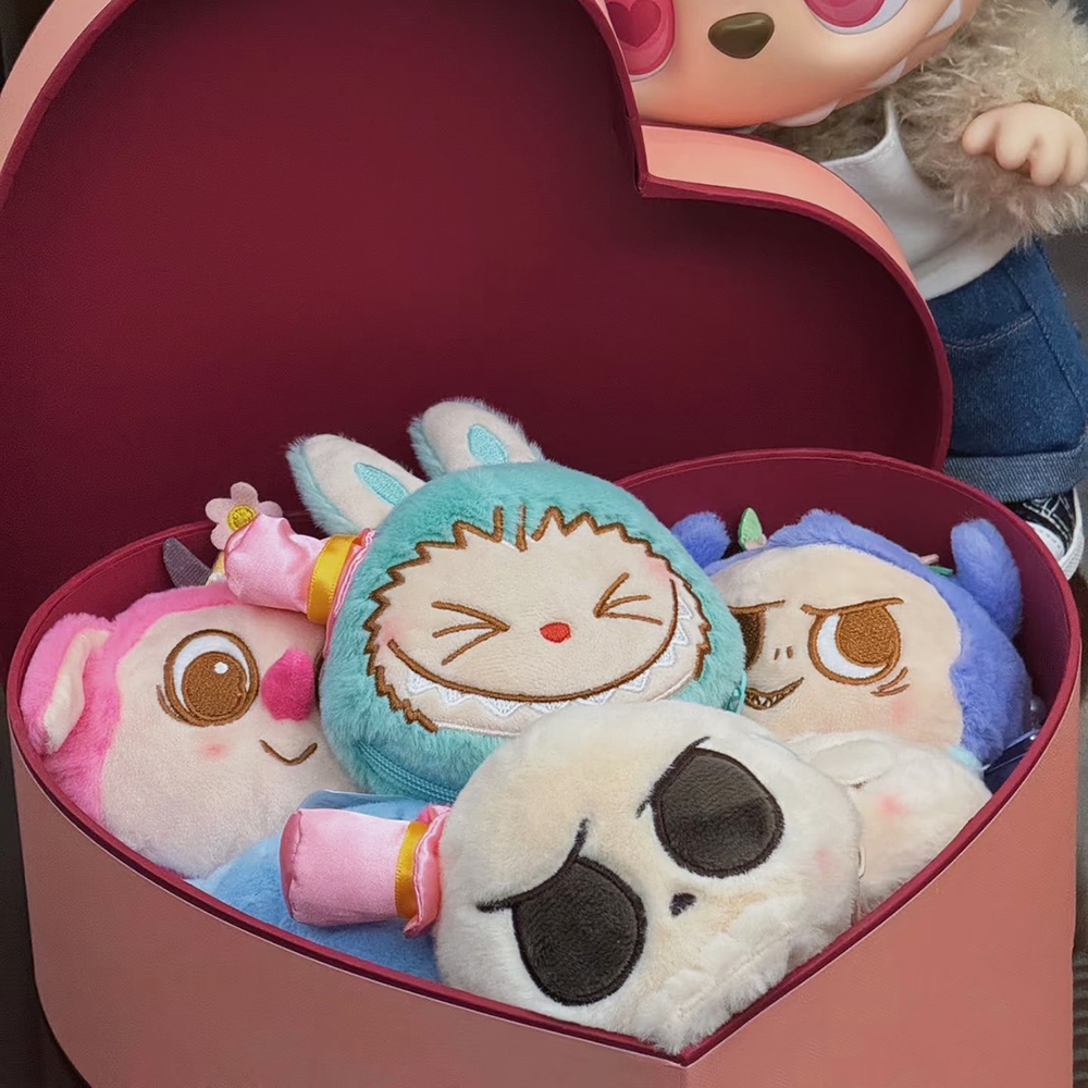 POP MART 泡泡瑪特 THE MONSTER LABUBU 毛絨翻翻樂 珍珠 鏈帶 耳機包 零錢包 盲盒 整盒6個