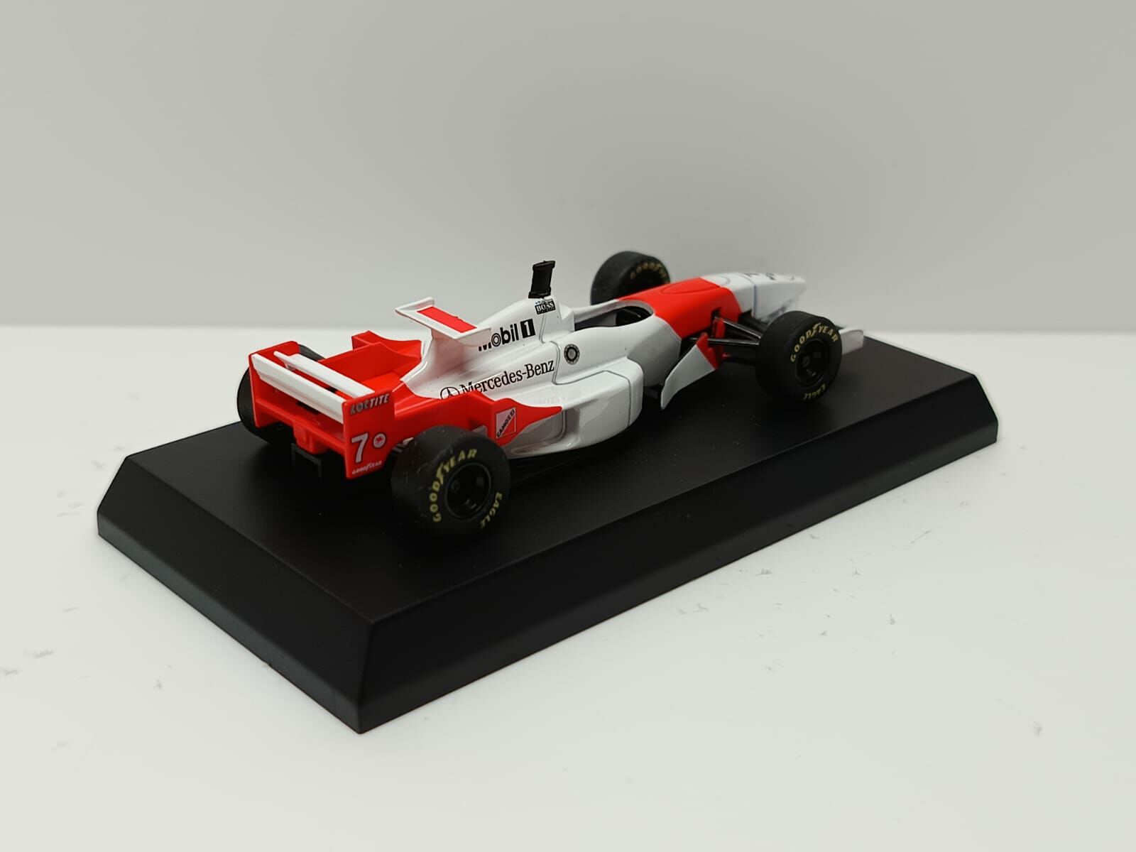 KYOSHO MCLAREN MP4/11 #7