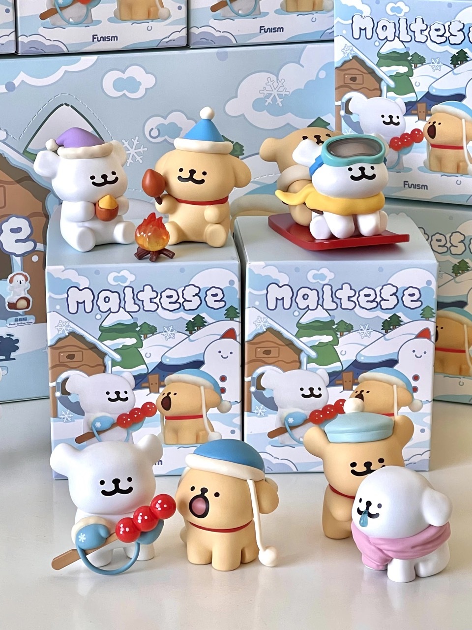 MALTESE 線條小狗 擁抱暖暖系列 冬日 盲盒 公仔 擺設 / 預購